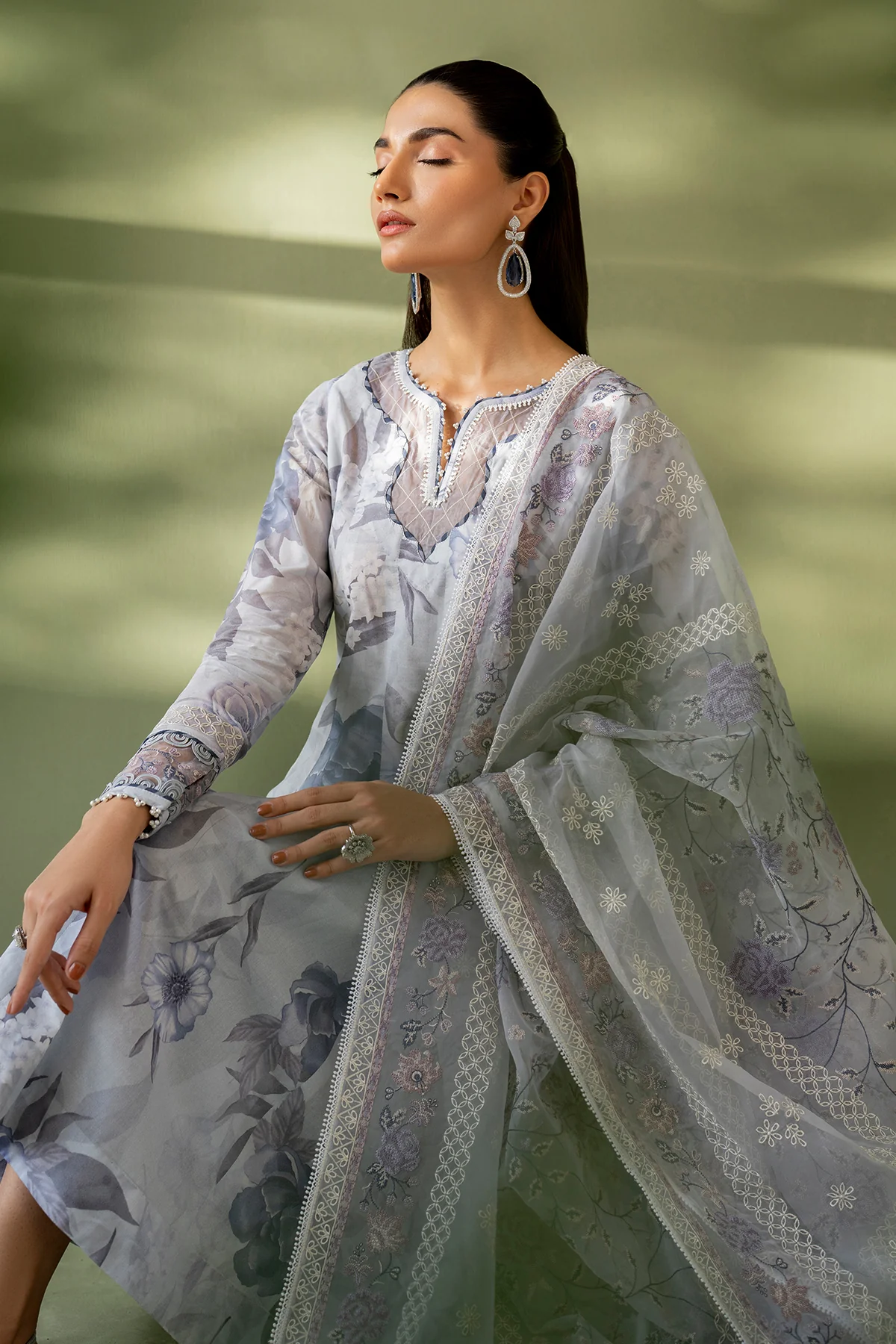 EMBROIDERED LAWN UF-4173 - Image 5