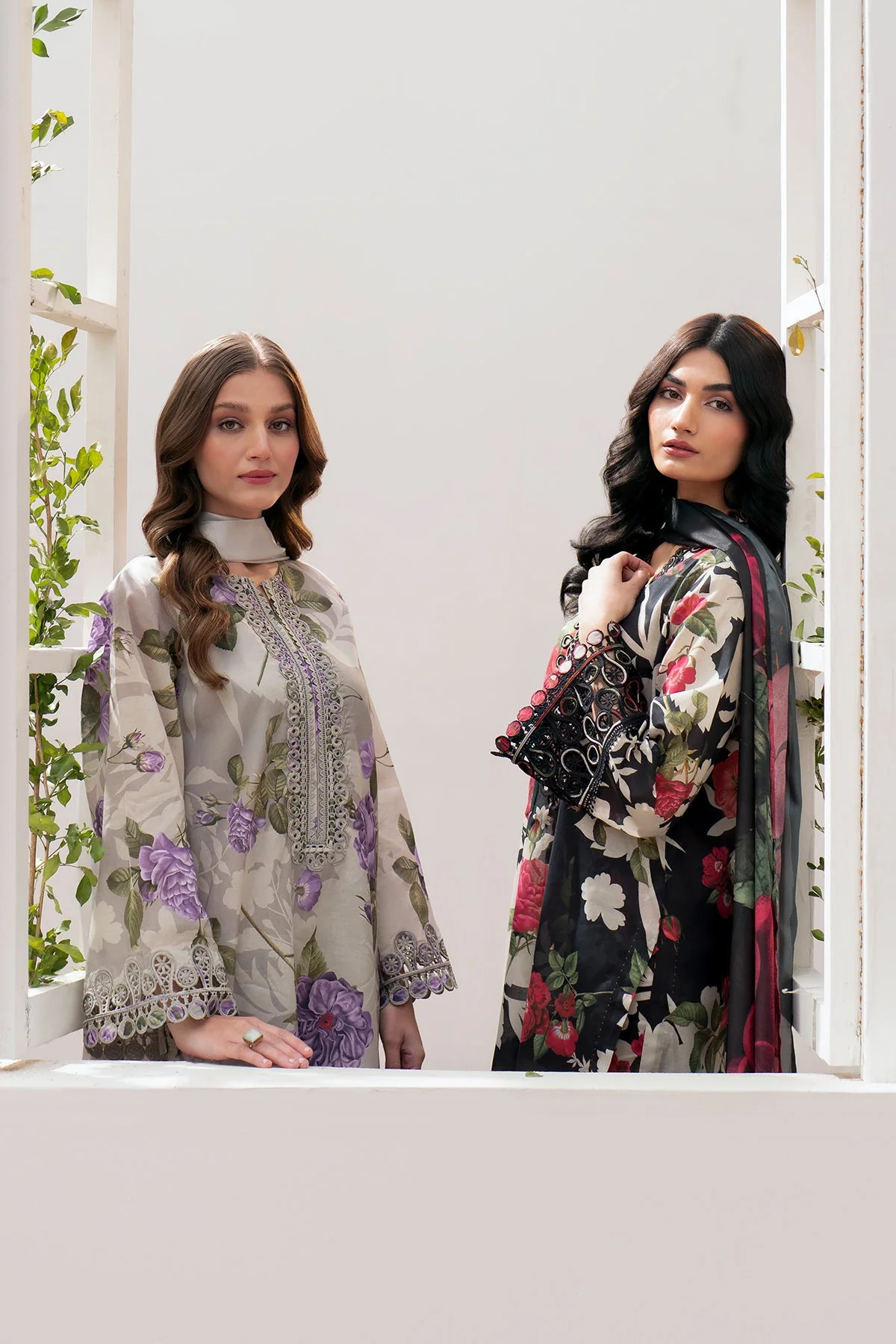 EMBROIDERED LAWN SF-532 - Image 7
