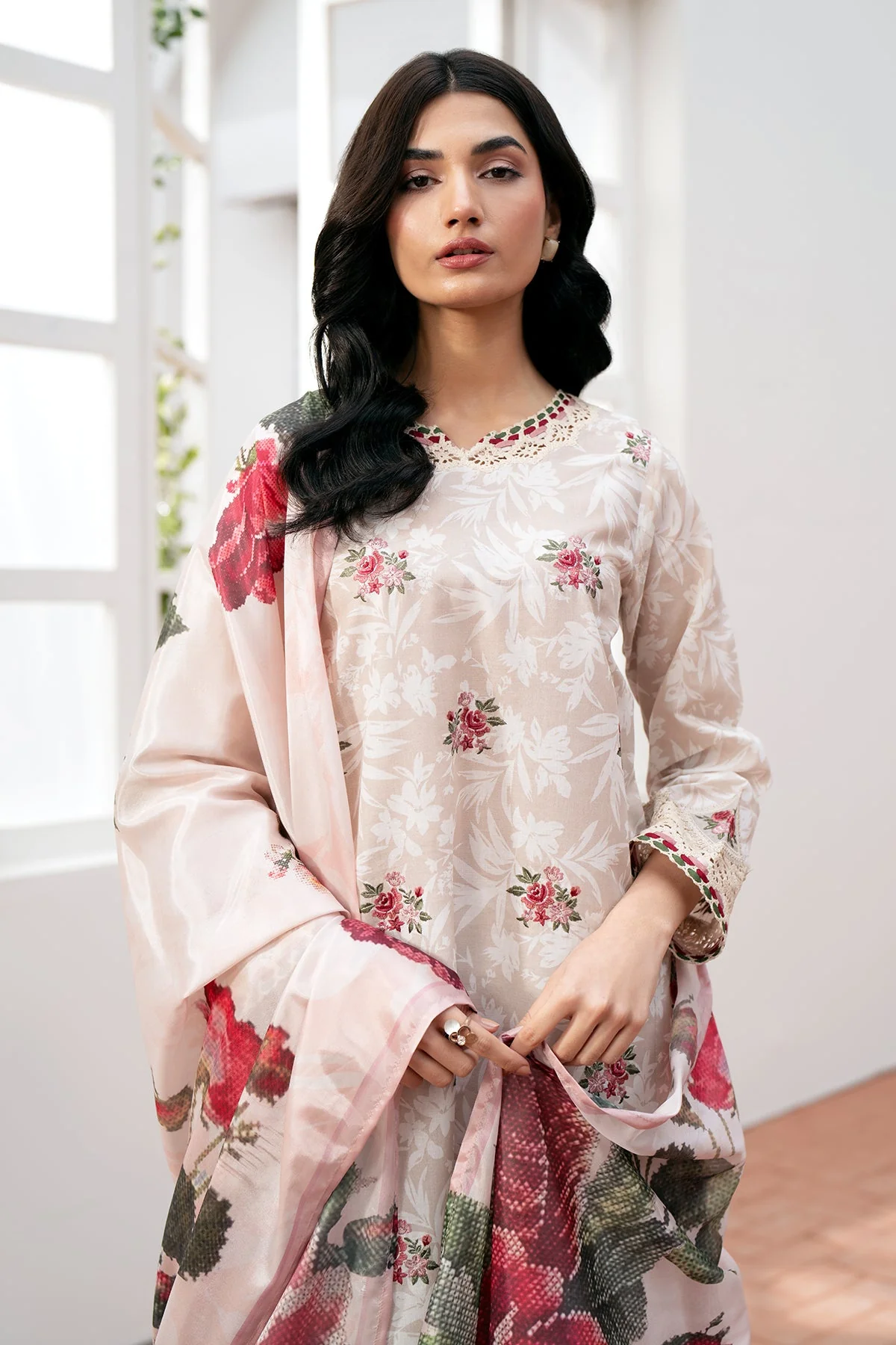 EMBROIDERED LAWN SF-535 - Image 5