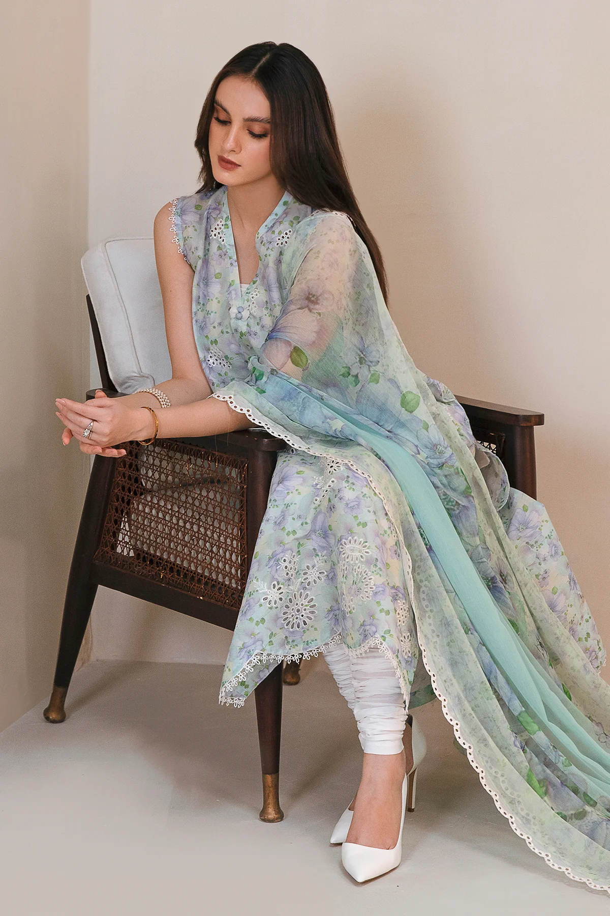 EMBROIDERED LAWN UF-357 - Image 6