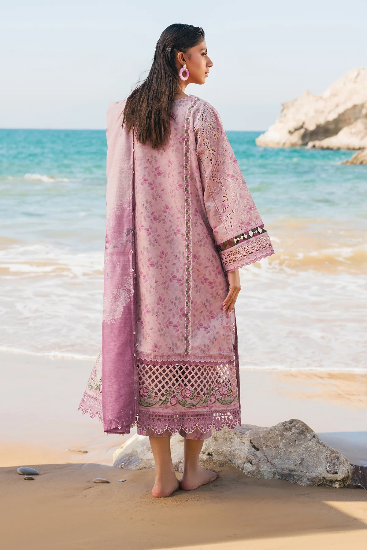 EMBROIDERED LAWN UF-4114 - Image 2