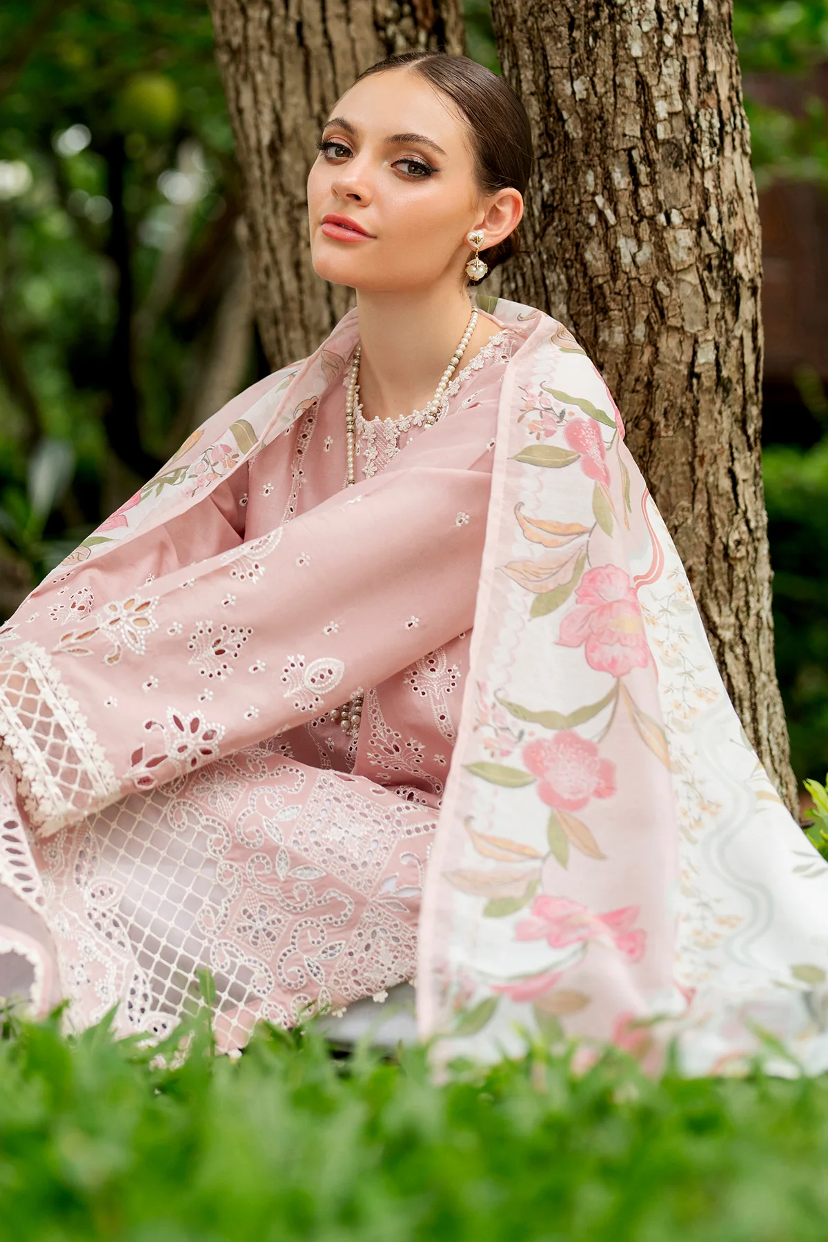 EMBROIDERED LAWN UF-4264 - Image 6