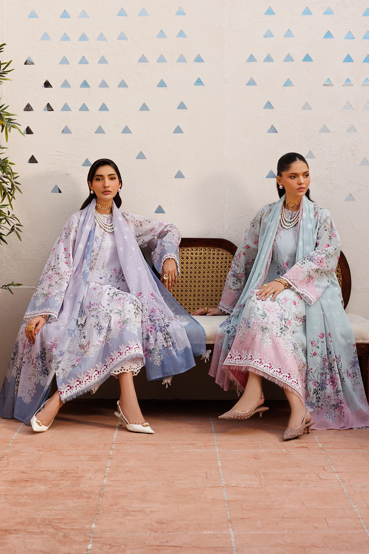 EMBROIDERED LAWN UF-4395 - Image 9