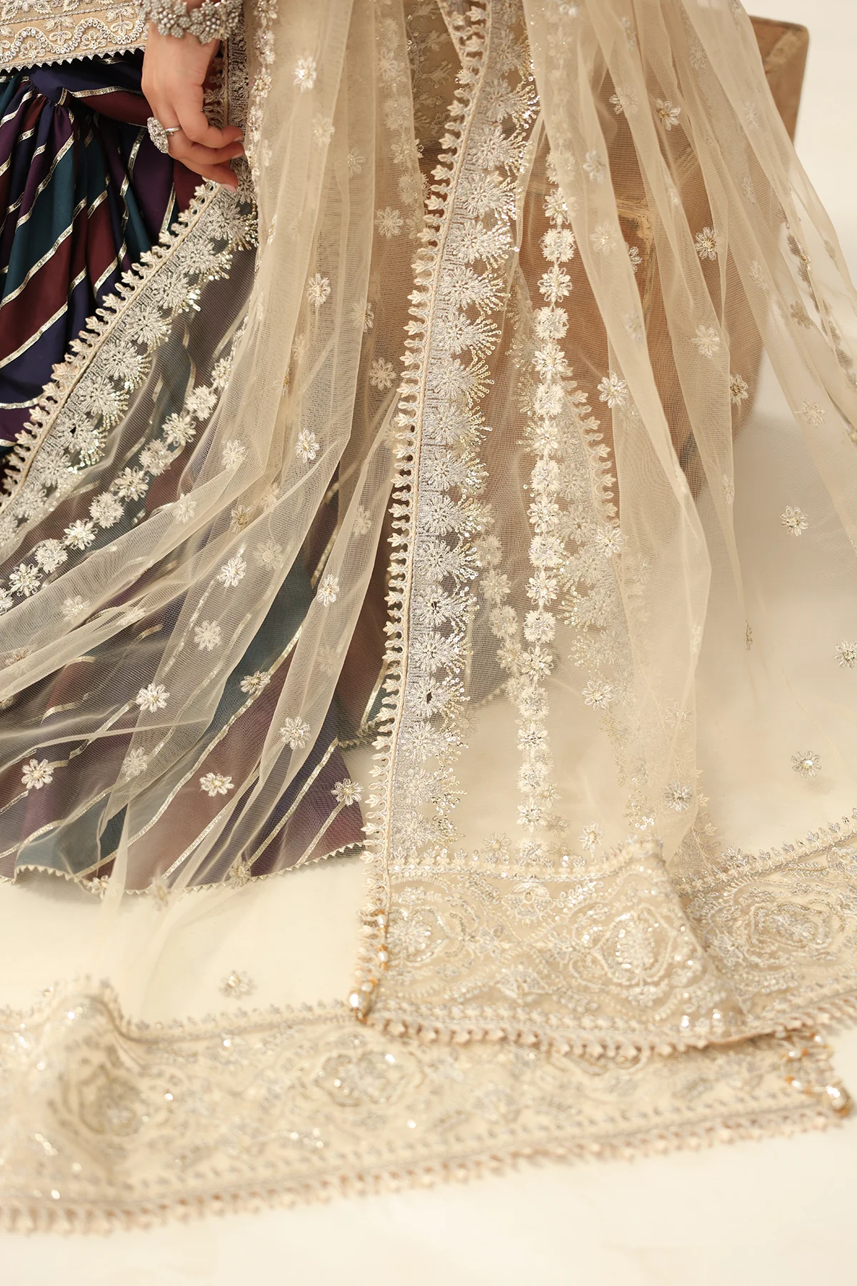 EMBROIDERED NET SF-4183 - Image 7