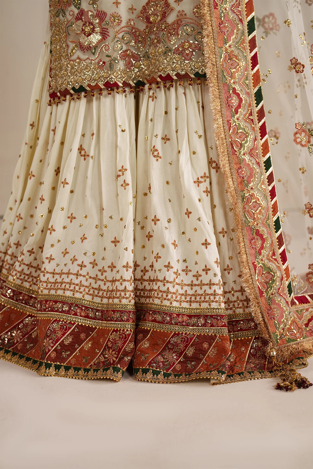 EMBROIDERED NET SF-4368 - Image 4