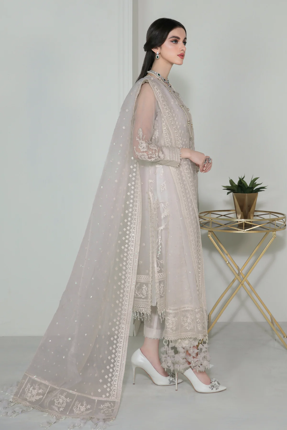 EMBROIDERED ORGANZA UF-186 - Image 4
