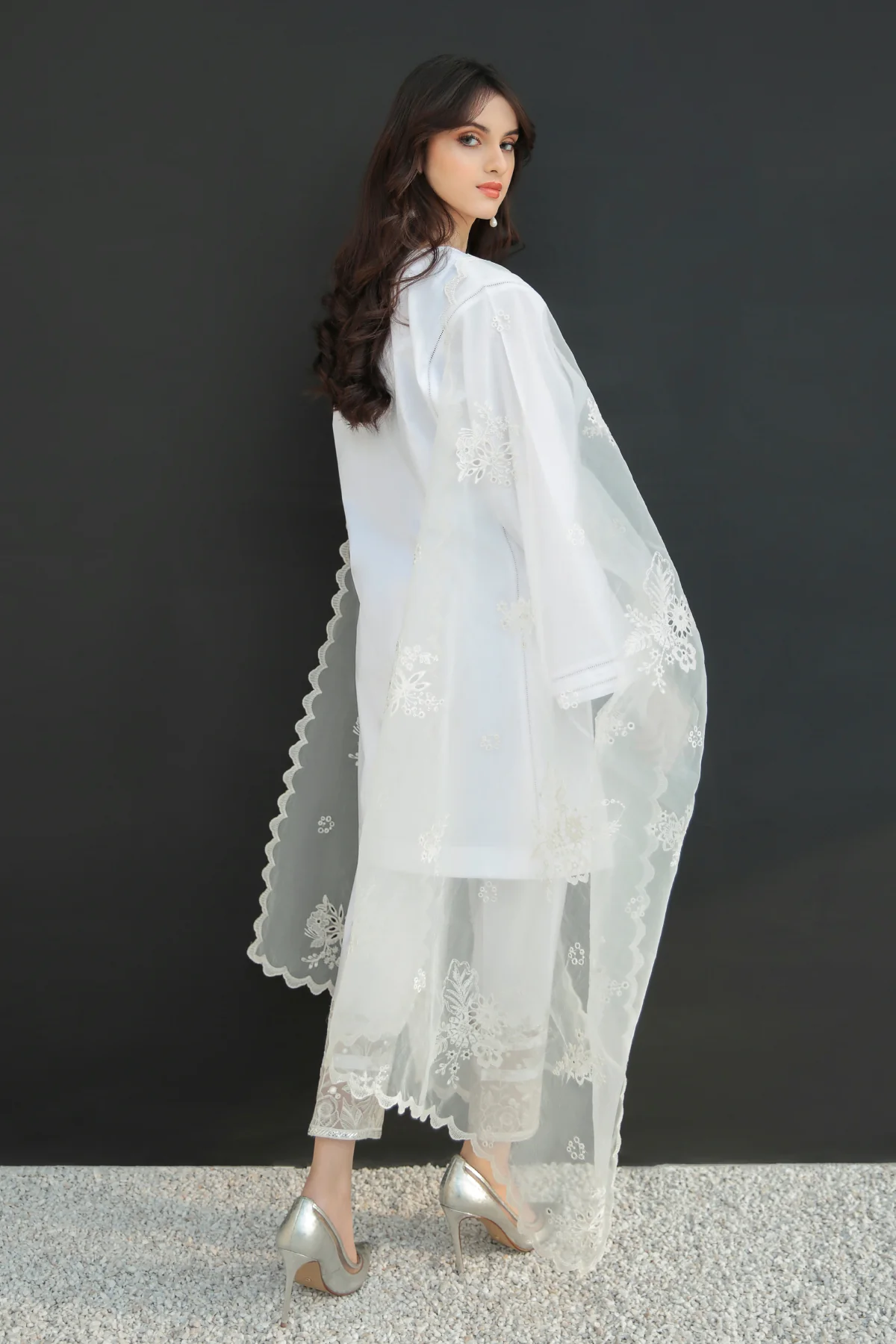 EMBROIDERED ORGANZA DUPATTA-31 - Image 8