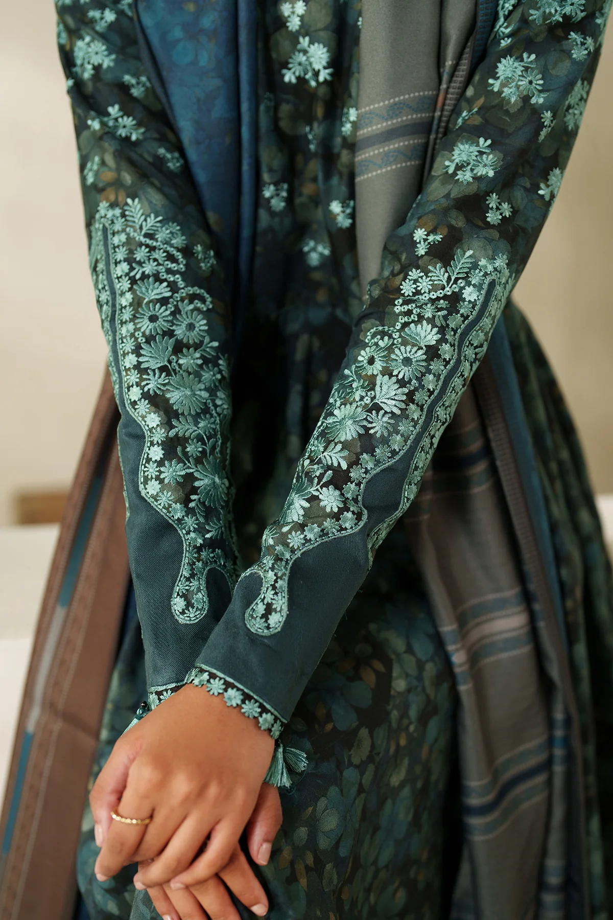 EMBROIDERED PRINTED KHADDAR PR-1231 - Image 5