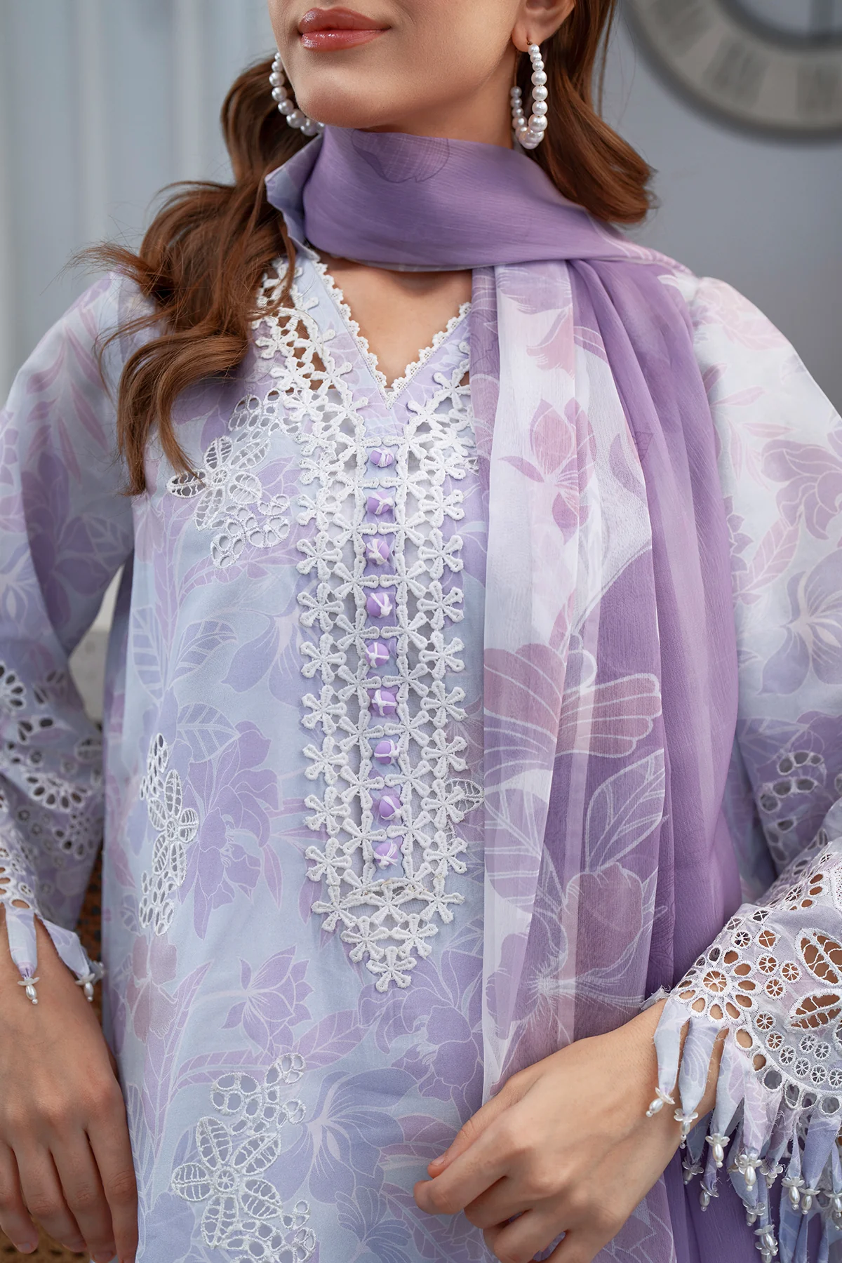EMBROIDERED PRINTED LAWN SF-4073 - Image 4