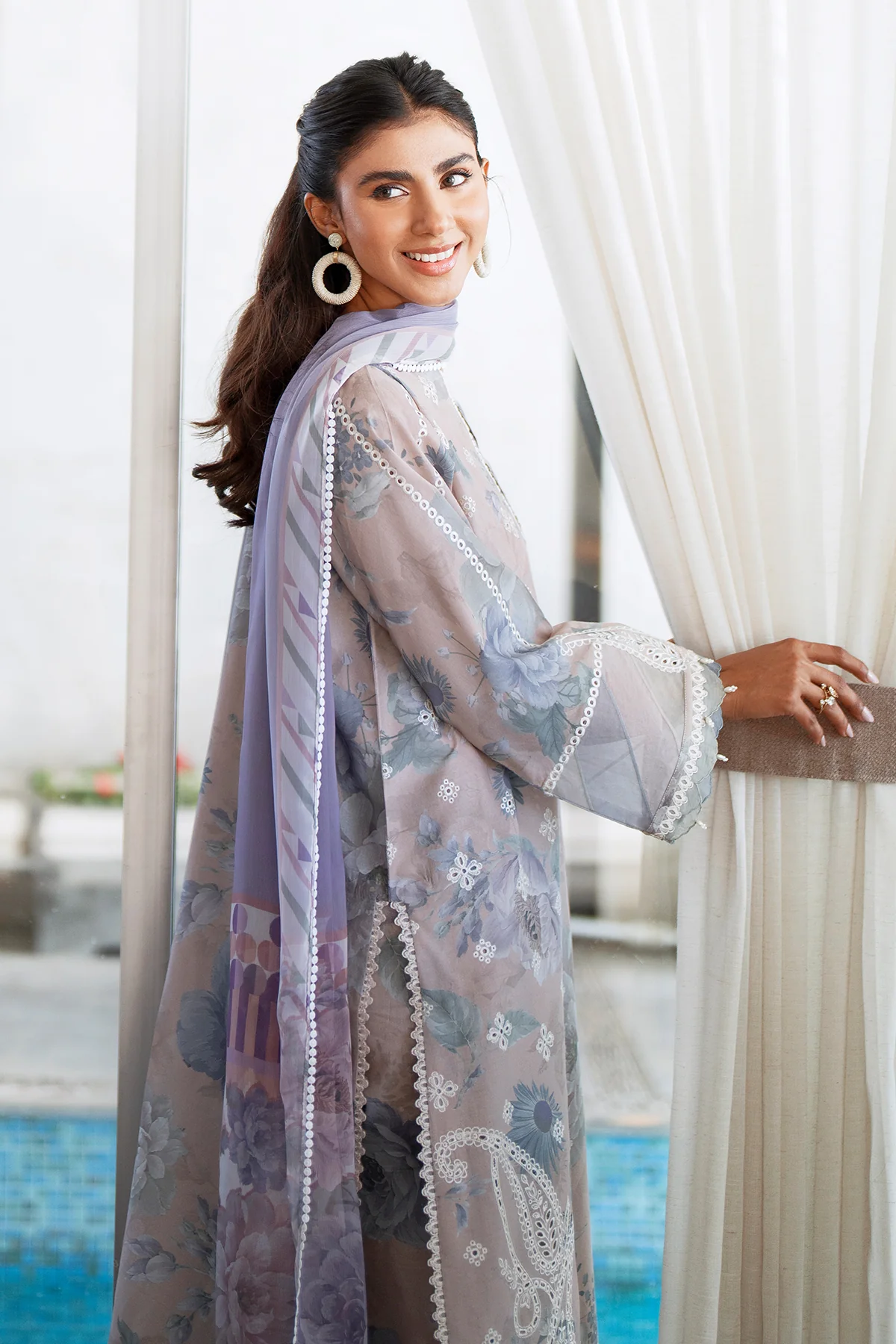 EMBROIDERED PRINTED LAWN SF-4079 - Image 4