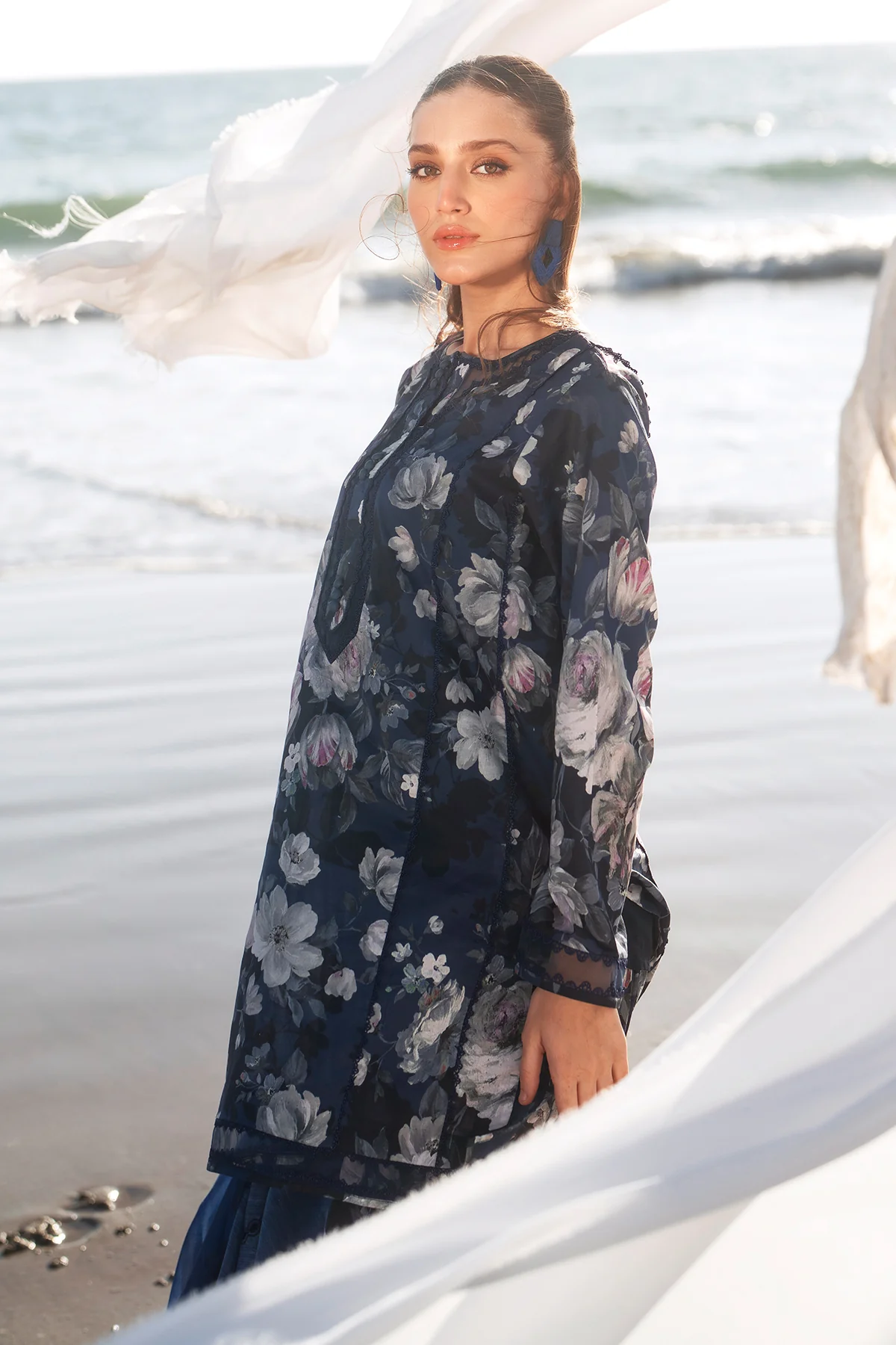 EMBROIDERED PRINTED LAWN SF-4085 - Image 2