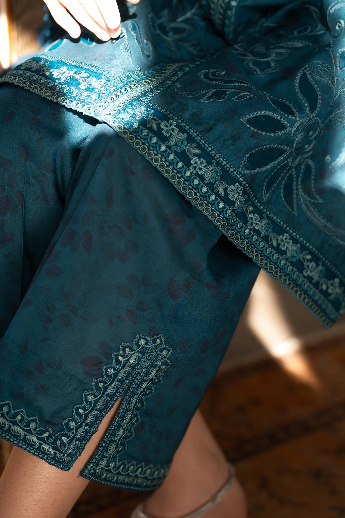 EMBROIDERED PRINTED LAWN SF-4097 - Image 6