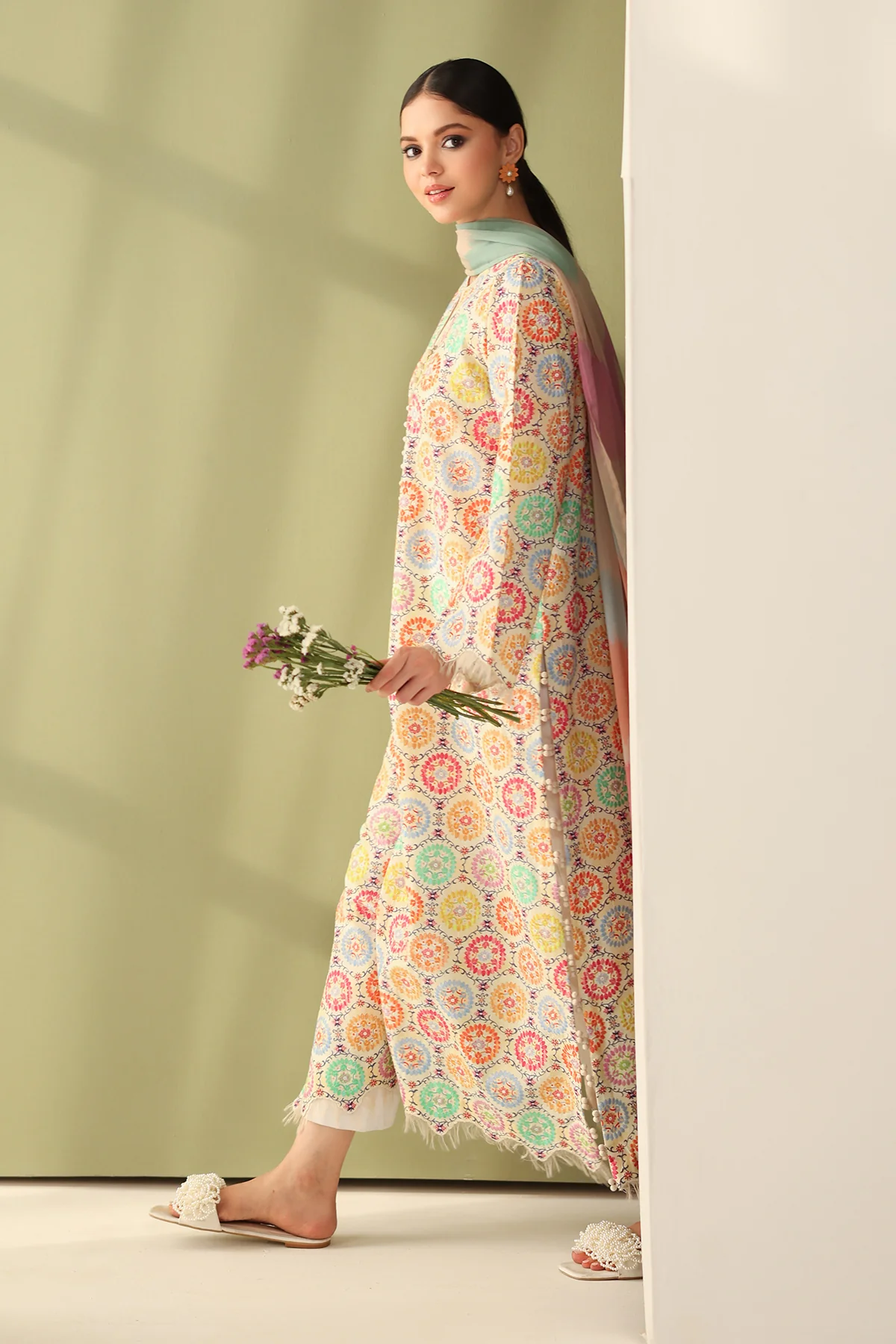 EMBROIDERED PRINTED LAWN SF-4178 - Image 3