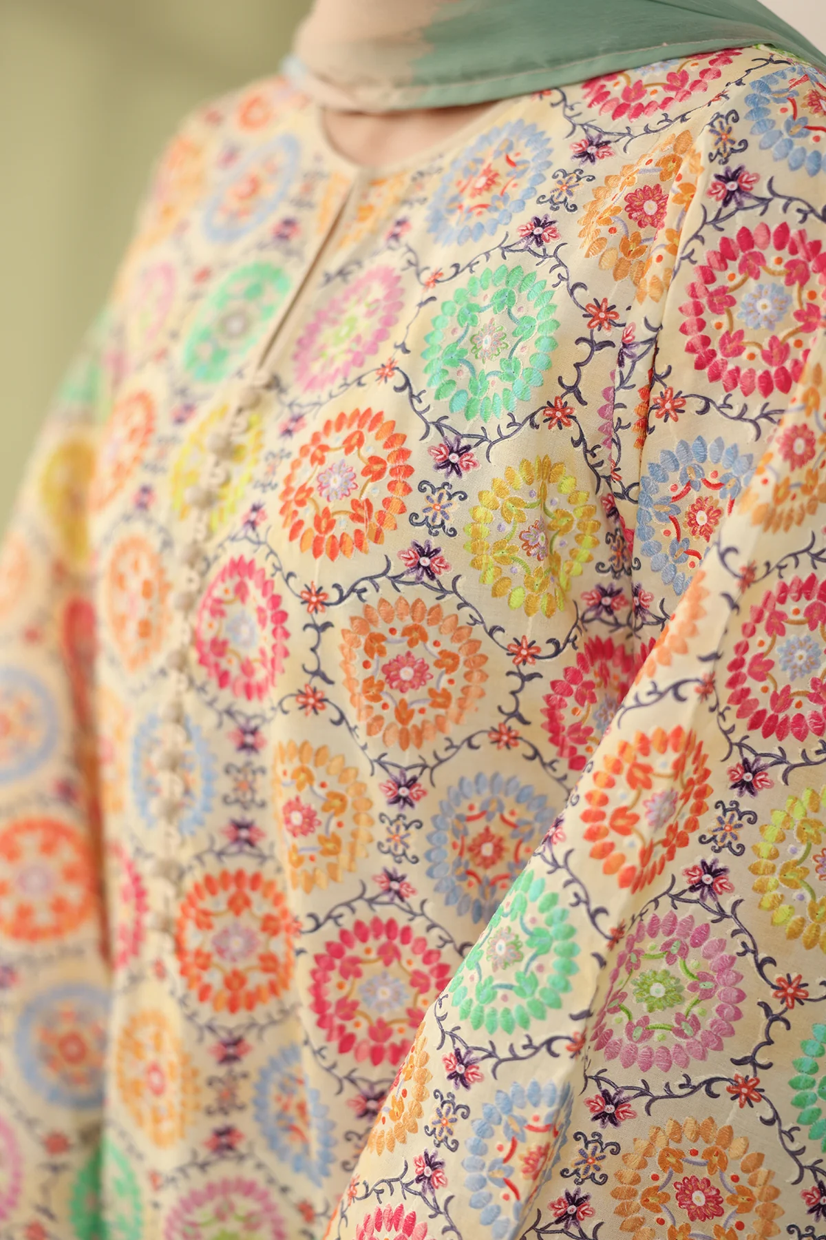 EMBROIDERED PRINTED LAWN SF-4178 - Image 4