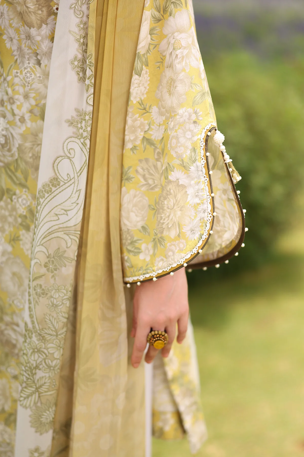 EMBROIDERED PRINTED LAWN SF-4229 - Image 3