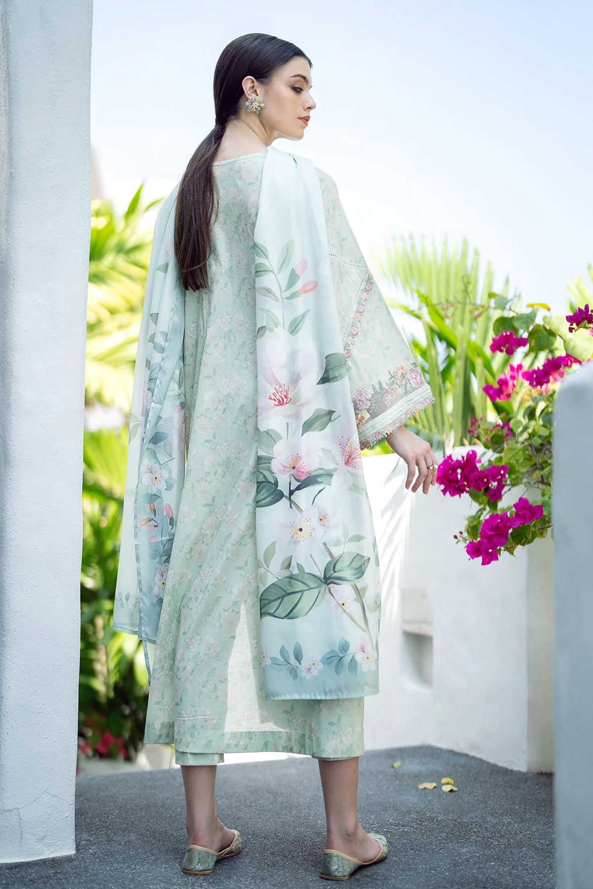 EMBROIDERED PRINTED LAWN SF-550 - Image 4