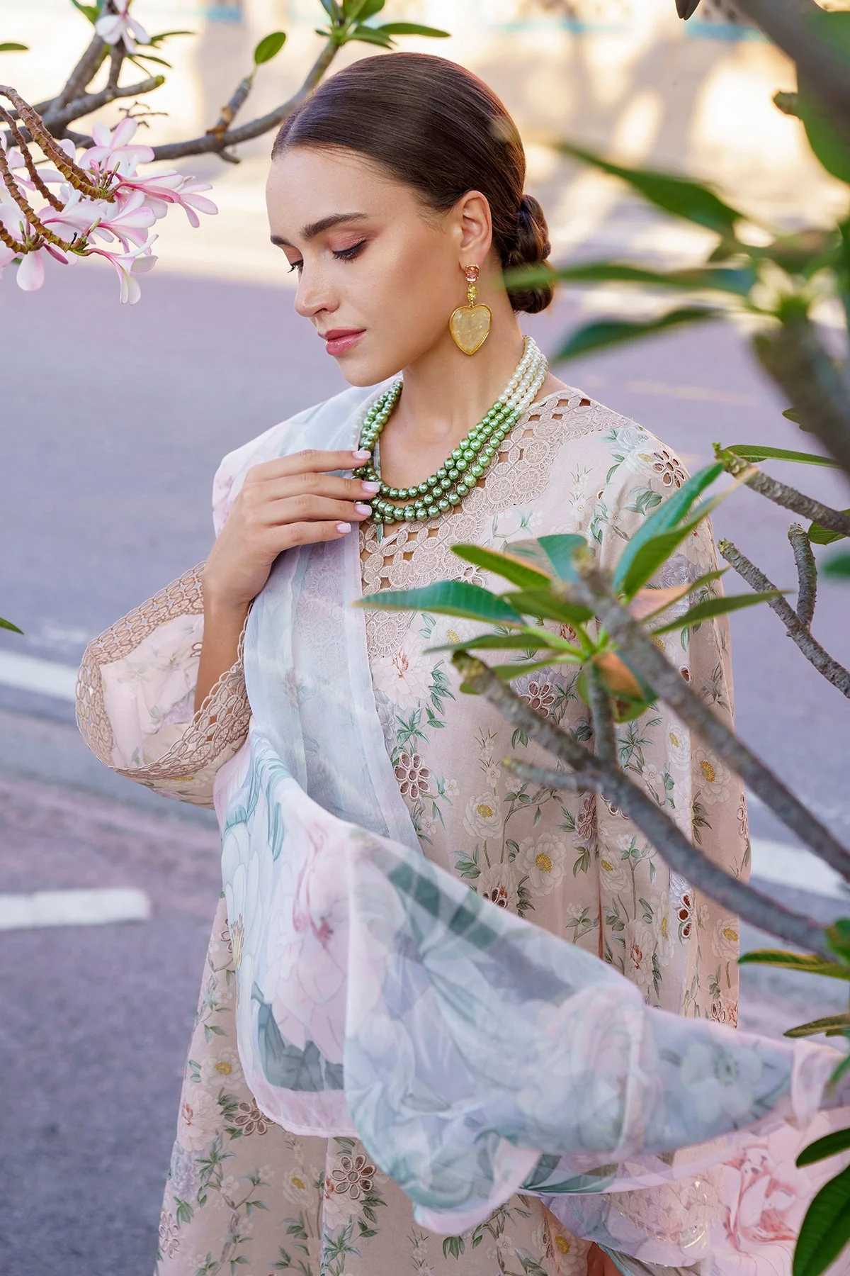 EMBROIDERED PRINTED LAWN SF-591 - Image 4