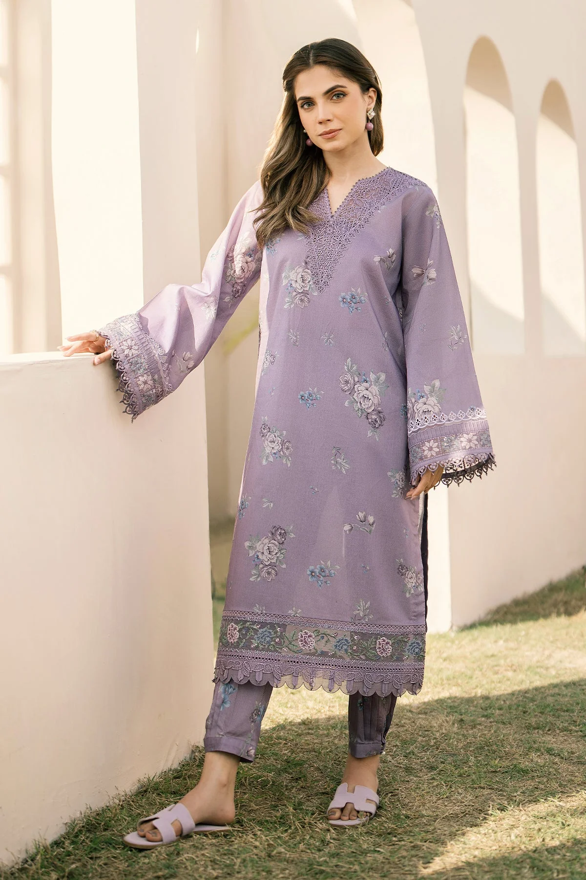 EMBROIDERED PRINTED LAWN SF-600 - Image 2