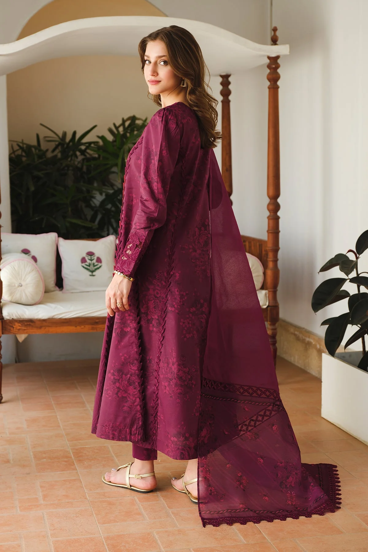 EMBROIDERED PRINTED LAWN SF-645 - Image 3