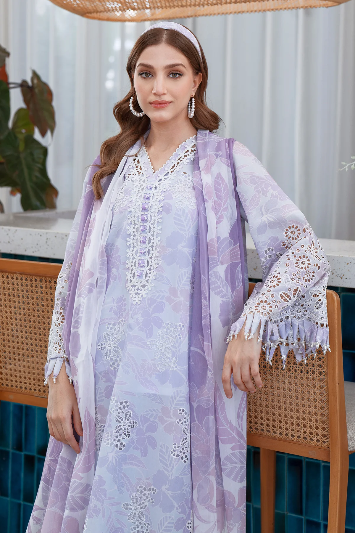 EMBROIDERED PRINTED LAWN UF-4073 - Image 3