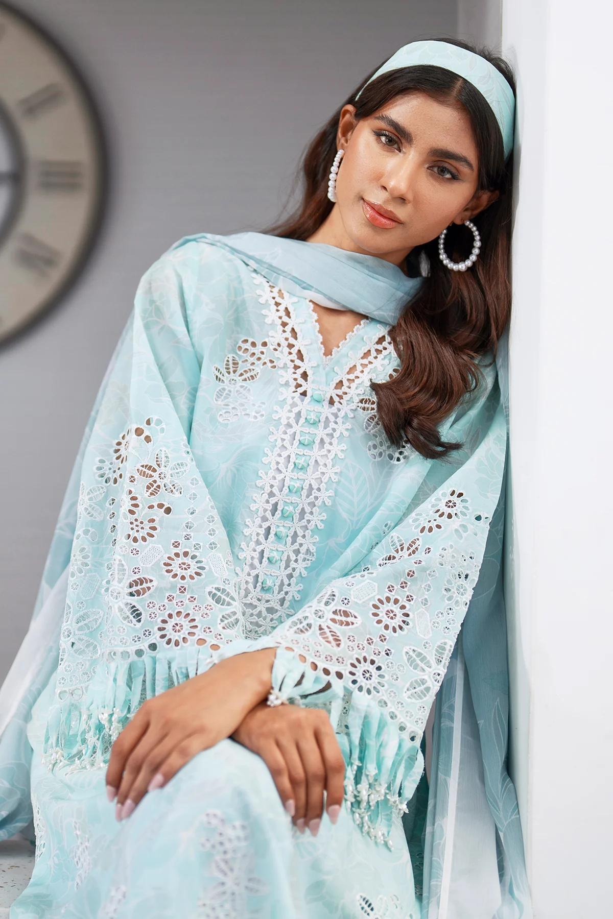 EMBROIDERED PRINTED LAWN UF-4074 - Image 5