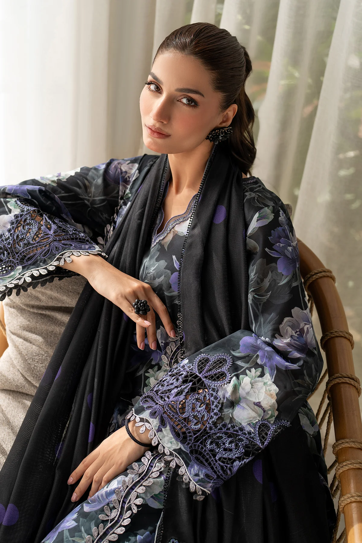 EMBROIDERED PRINTED LAWN UF-4093 - Image 10