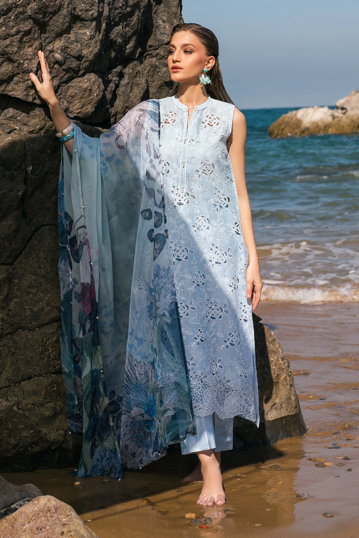 EMBROIDERED PRINTED LAWN UF-4109 - Image 6