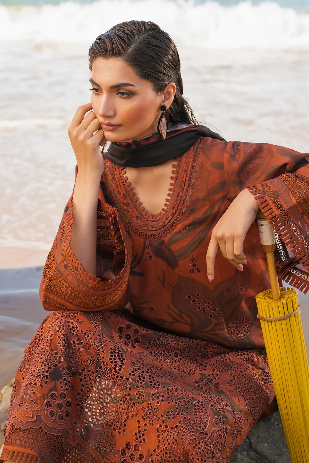 EMBROIDERED PRINTED LAWN UF-4113 - Image 6