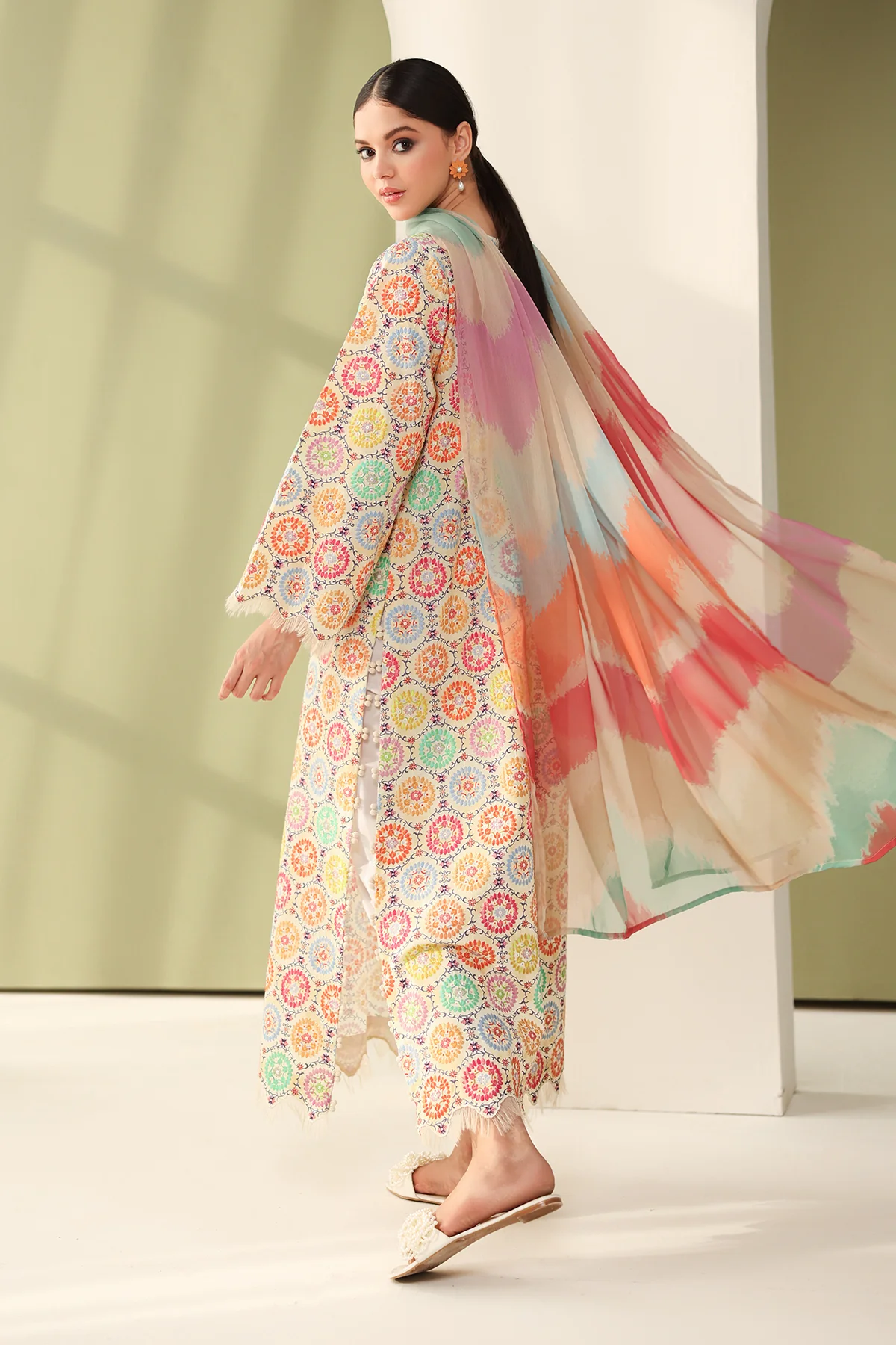 EMBROIDERED PRINTED LAWN UF-4178 - Image 2