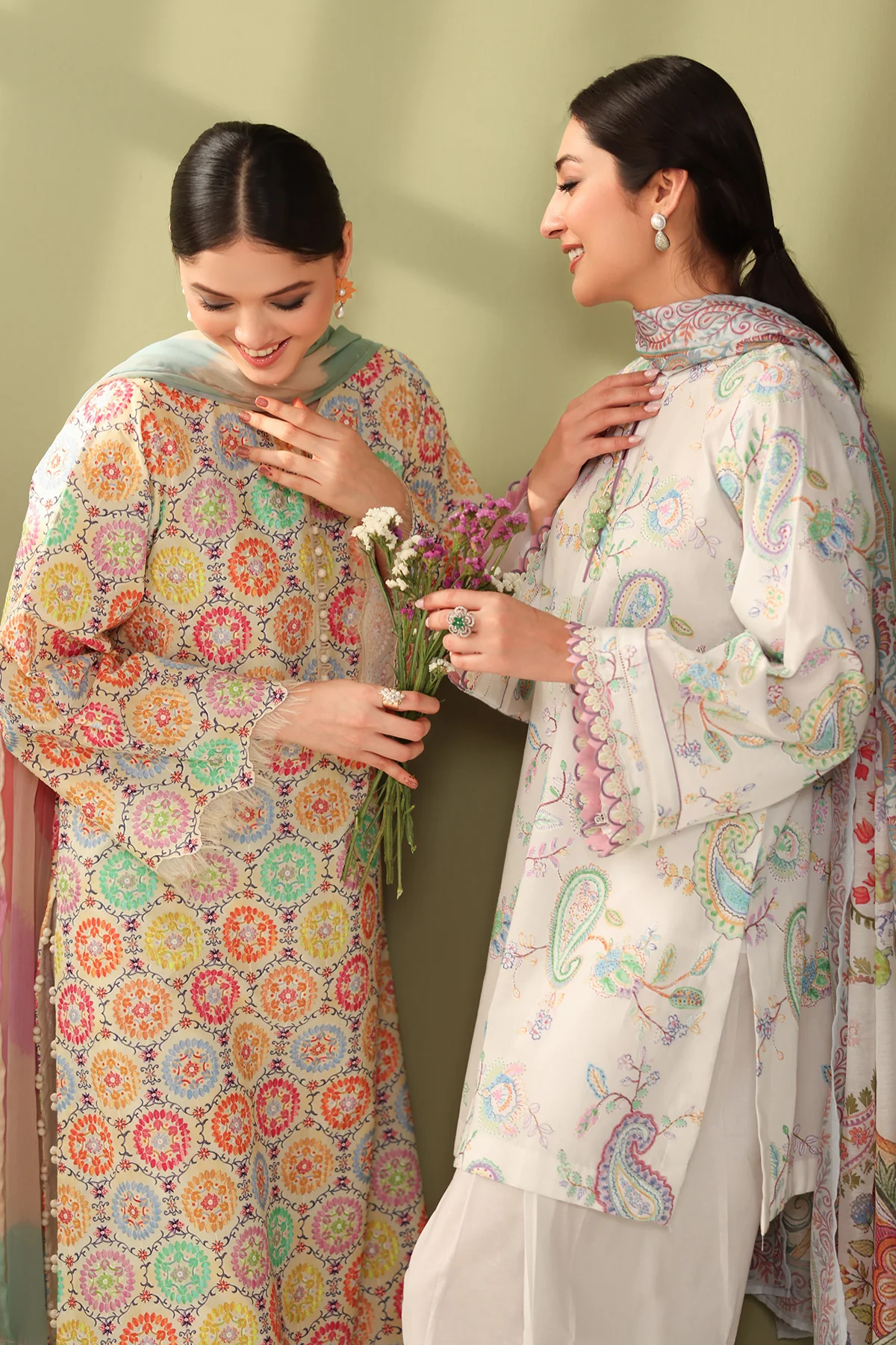 EMBROIDERED PRINTED LAWN UF-4178 - Image 5