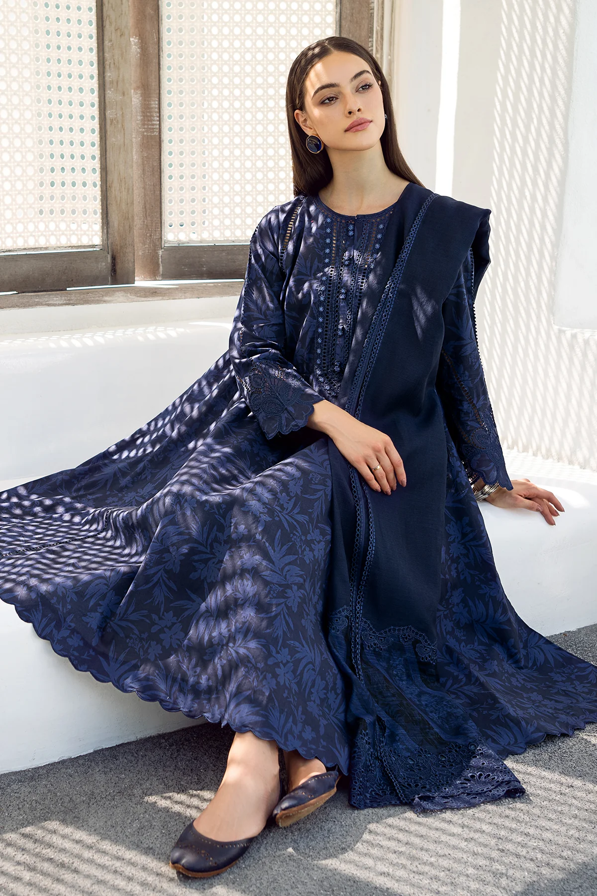 EMBROIDERED PRINTED LAWN UF-544 - Image 5
