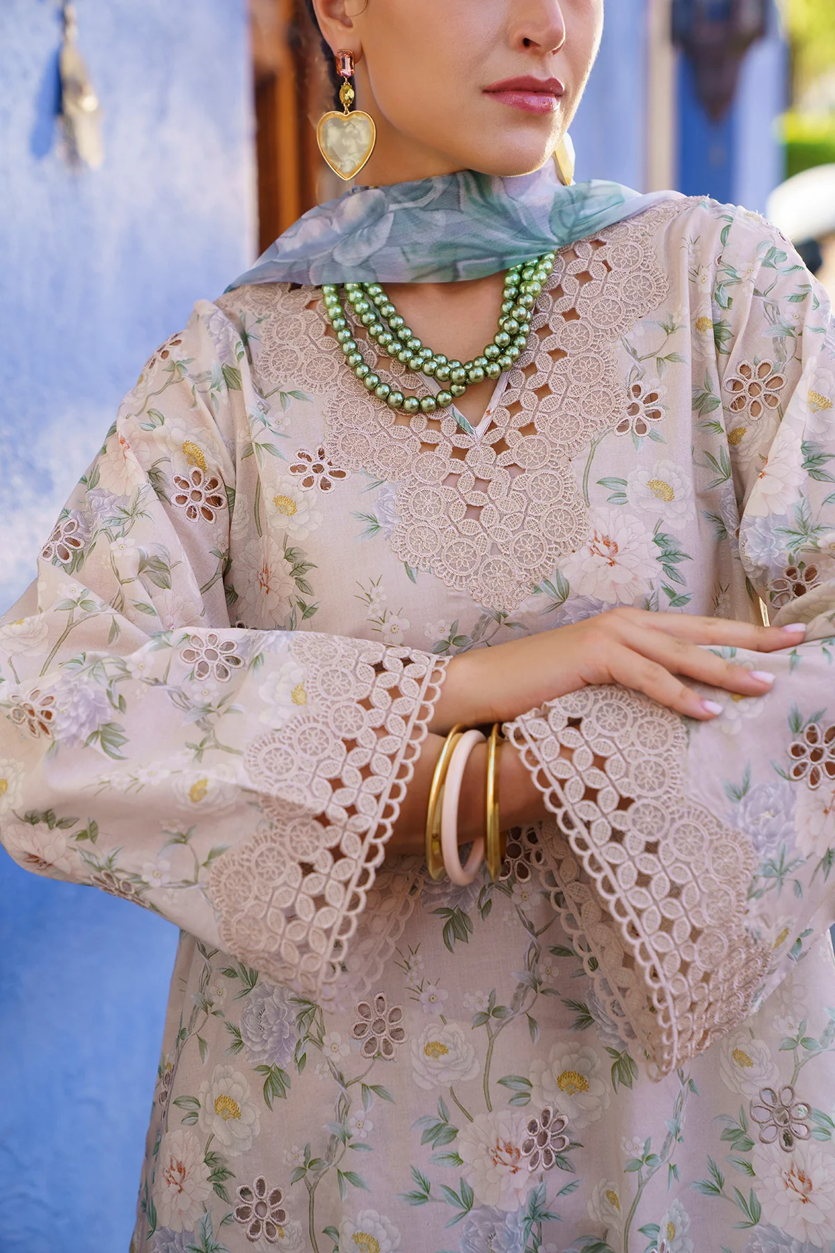 EMBROIDERED PRINTED LAWN UF-591 - Image 3
