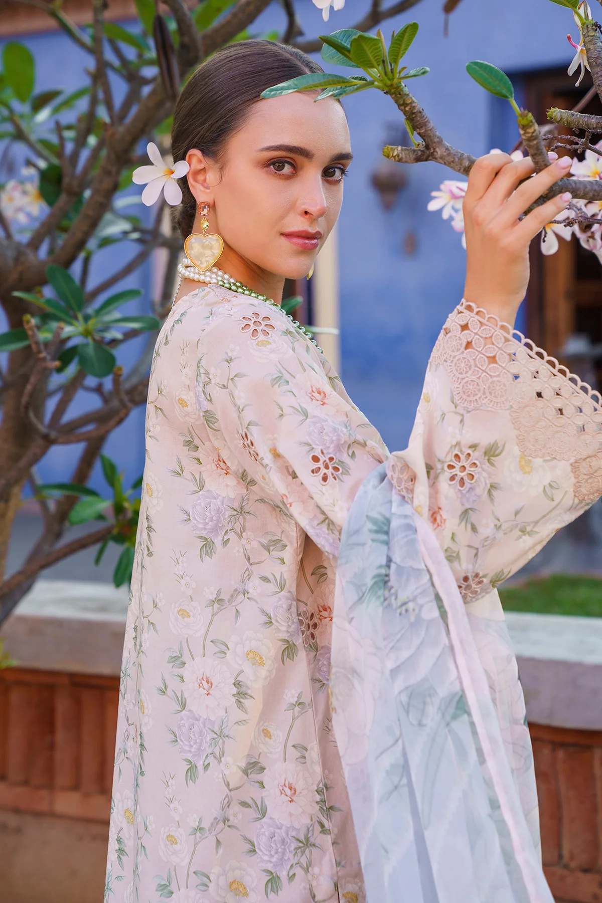 EMBROIDERED PRINTED LAWN UF-591 - Image 6