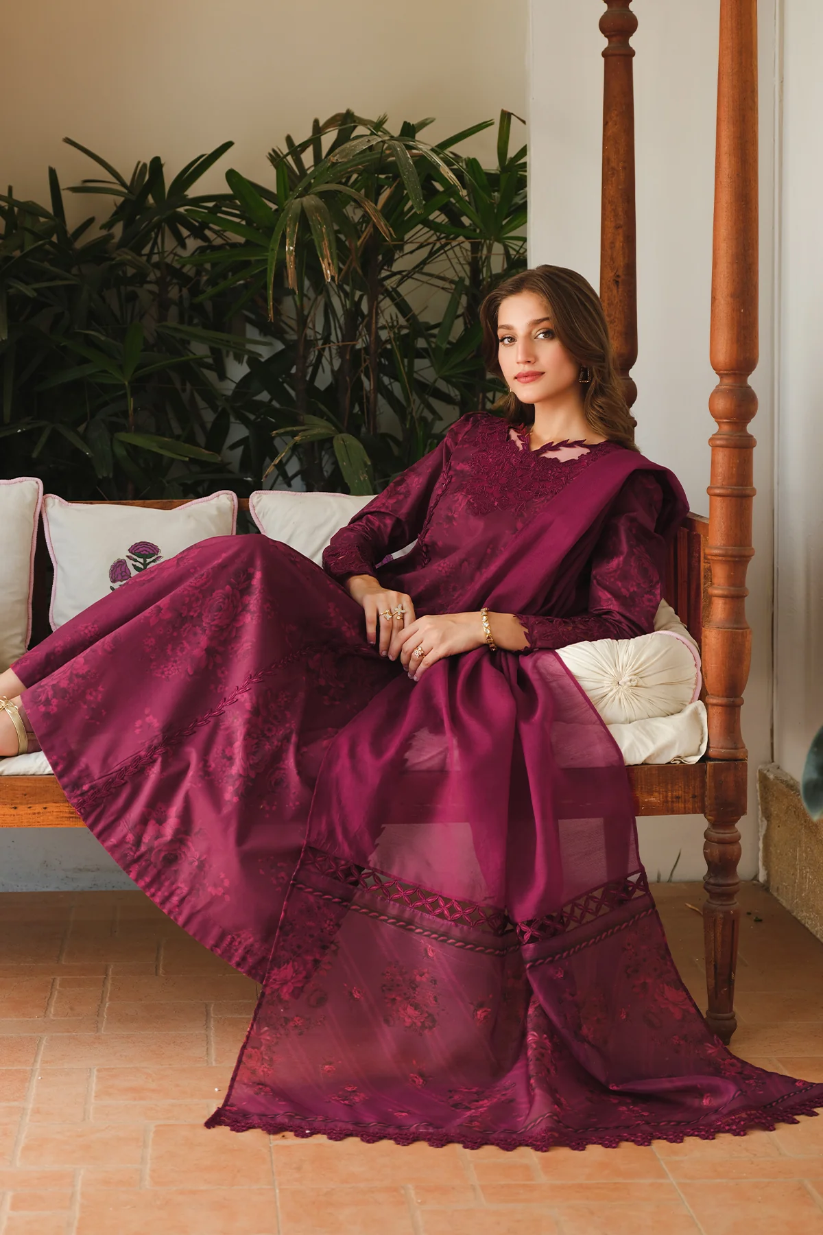 EMBROIDERED PRINTED LAWN UF-645 - Image 2