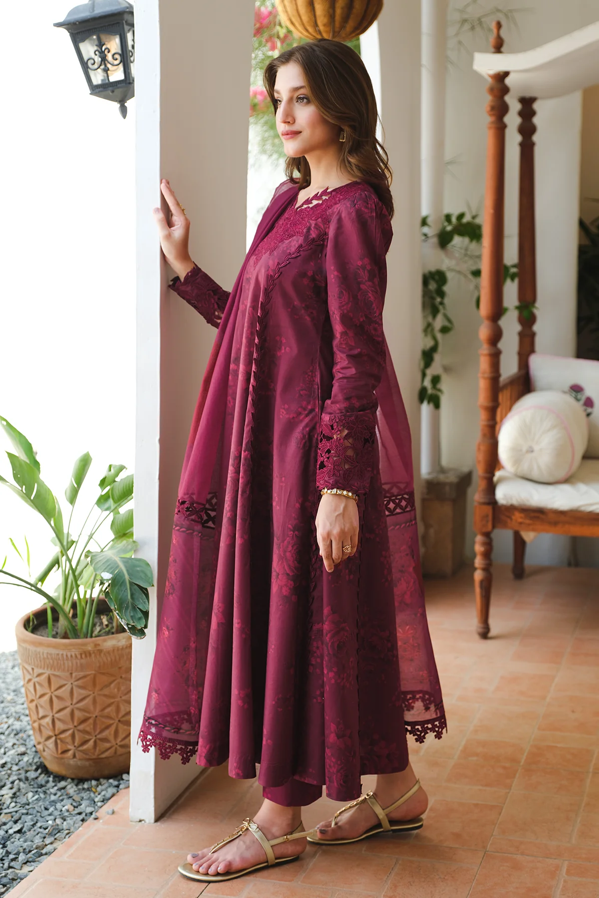 EMBROIDERED PRINTED LAWN UF-645 - Image 4