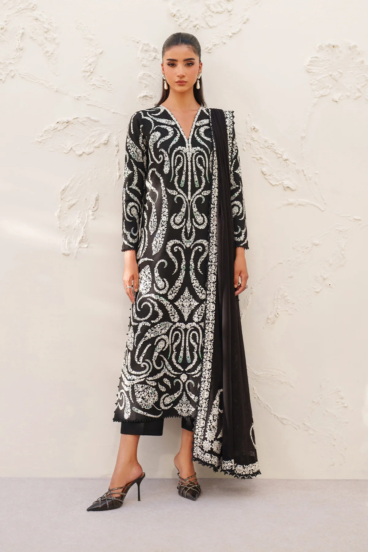 EMBROIDERED RAW SILK SF-4381