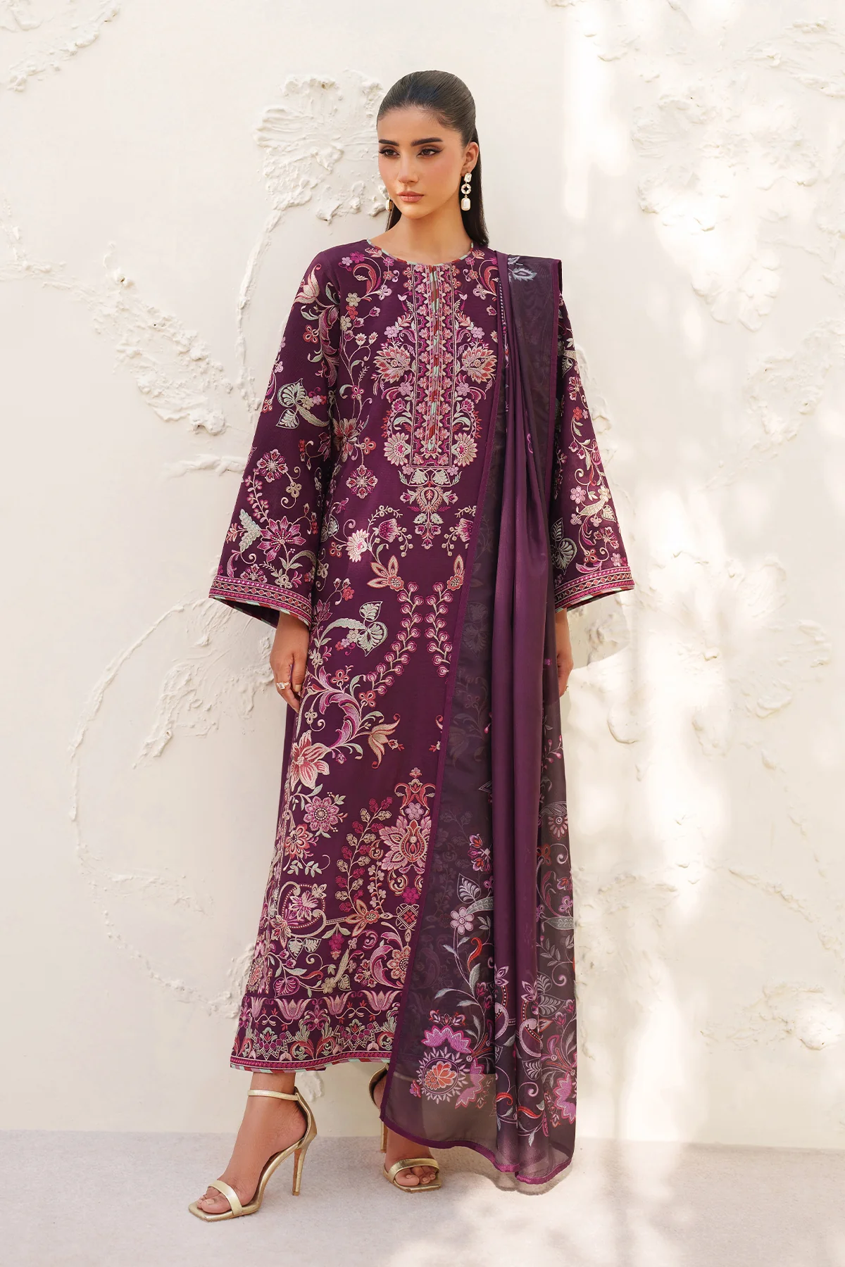 EMBROIDERED RAW SILK SF-4382