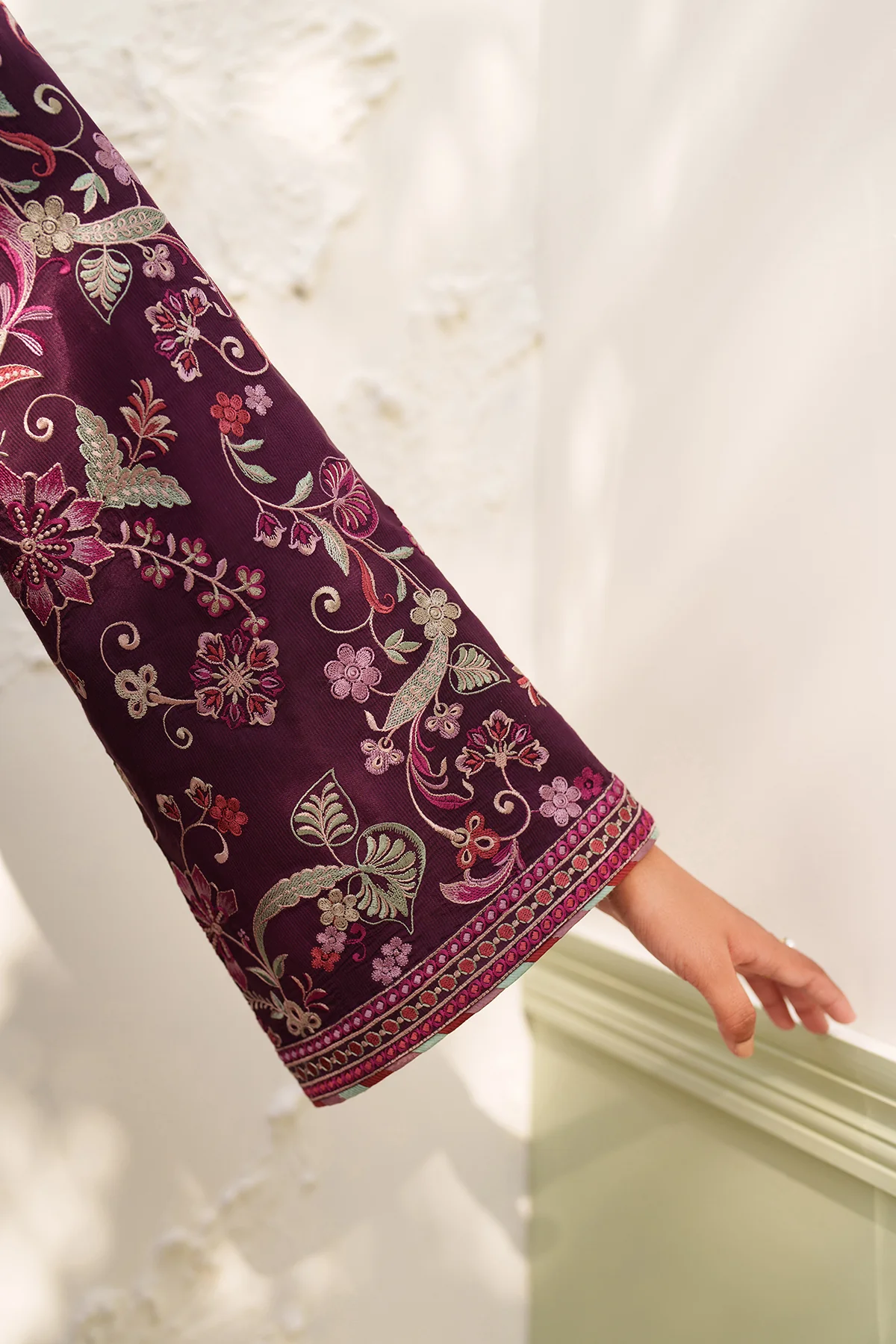 EMBROIDERED RAW SILK SF-4382 - Image 4