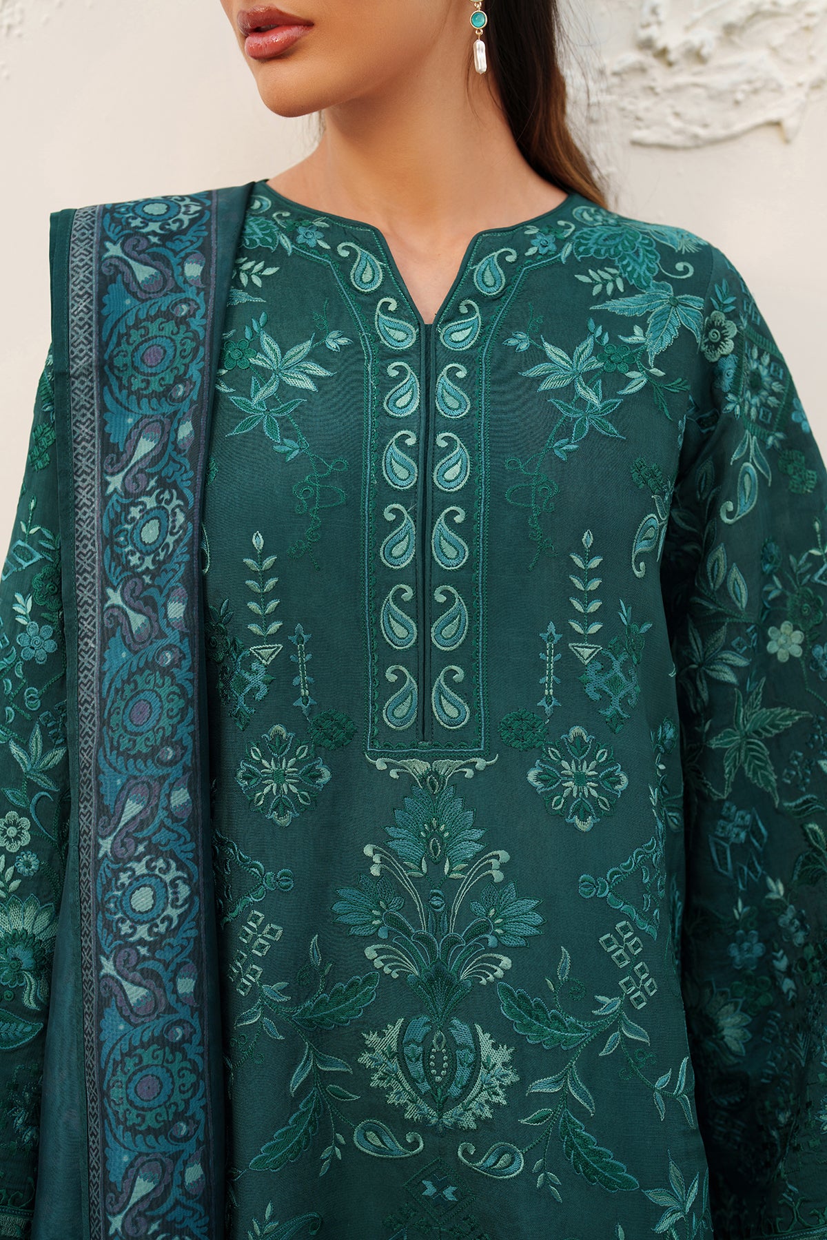 EMBROIDERED RAW SILK SF-4383 - Image 4