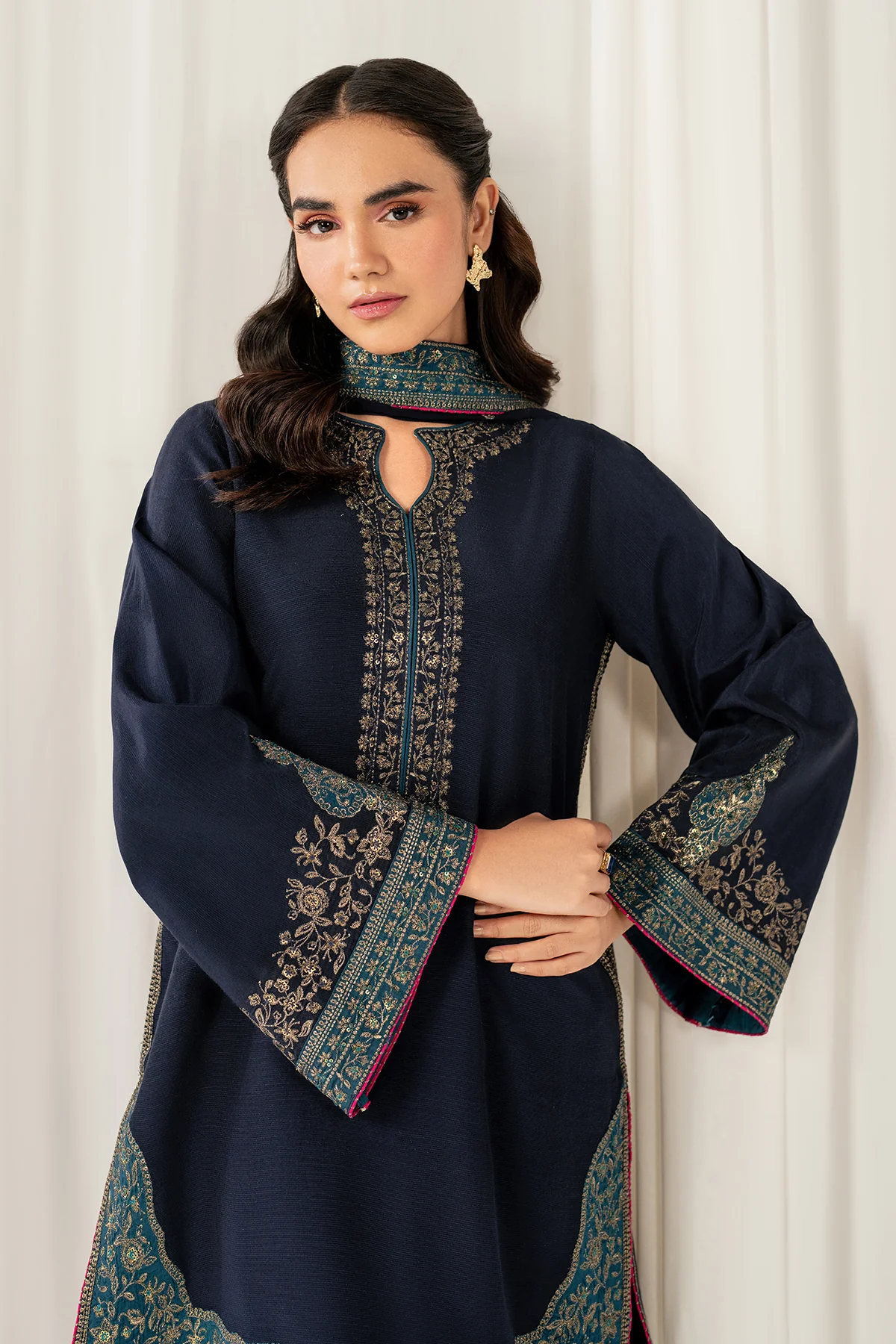 EMBROIDERED SILK SF-4049 - Image 4