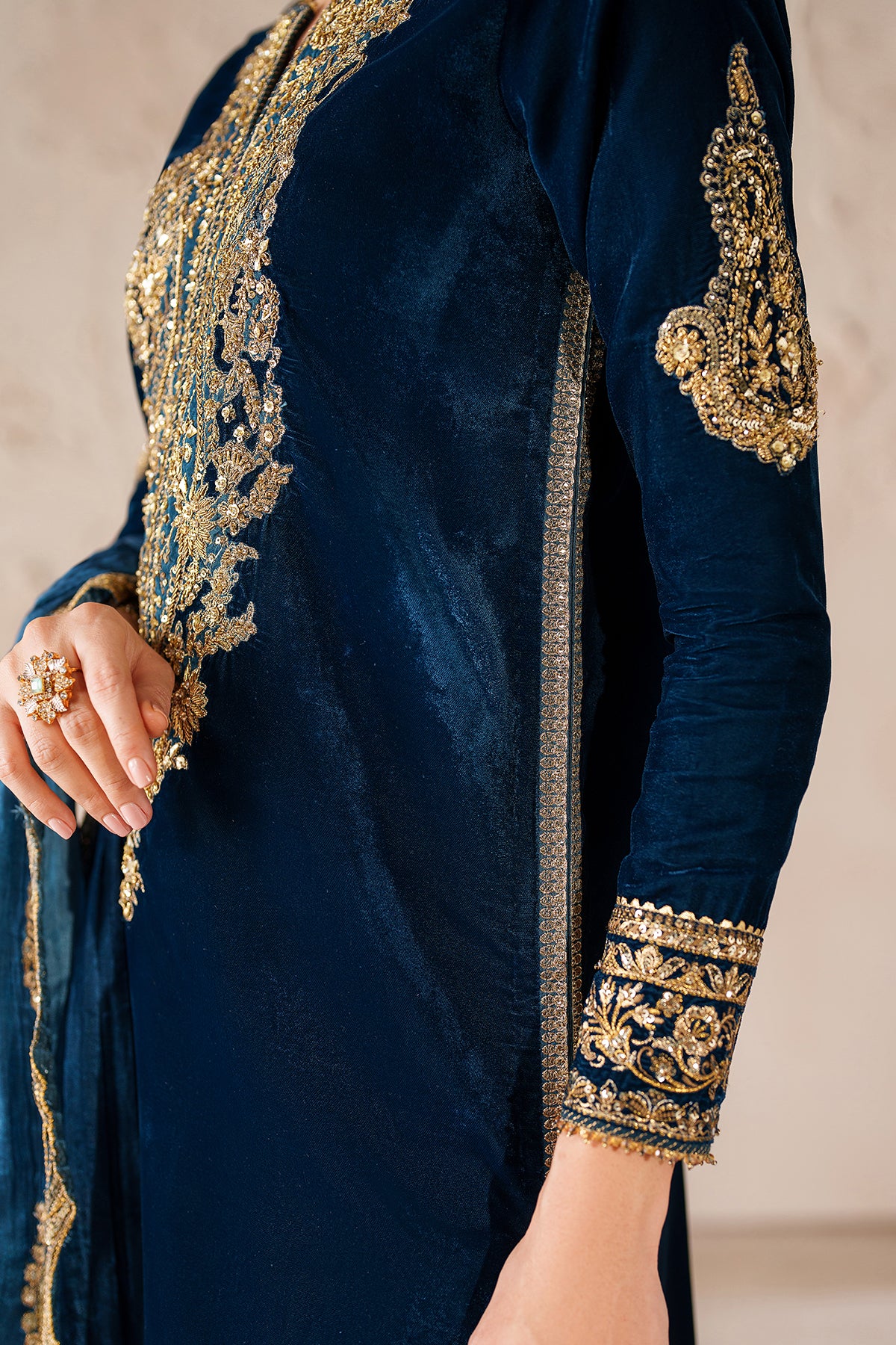 EMBROIDERED VELVET PR-1206 - Image 8