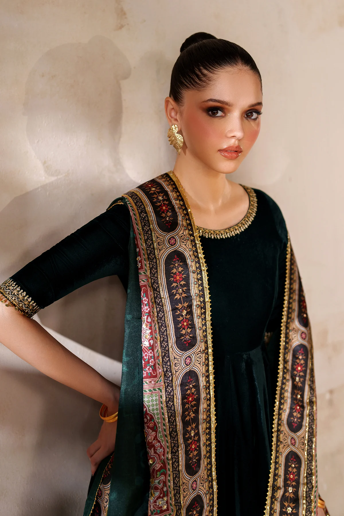 EMBROIDERED VELVET PR-1208 - Image 3