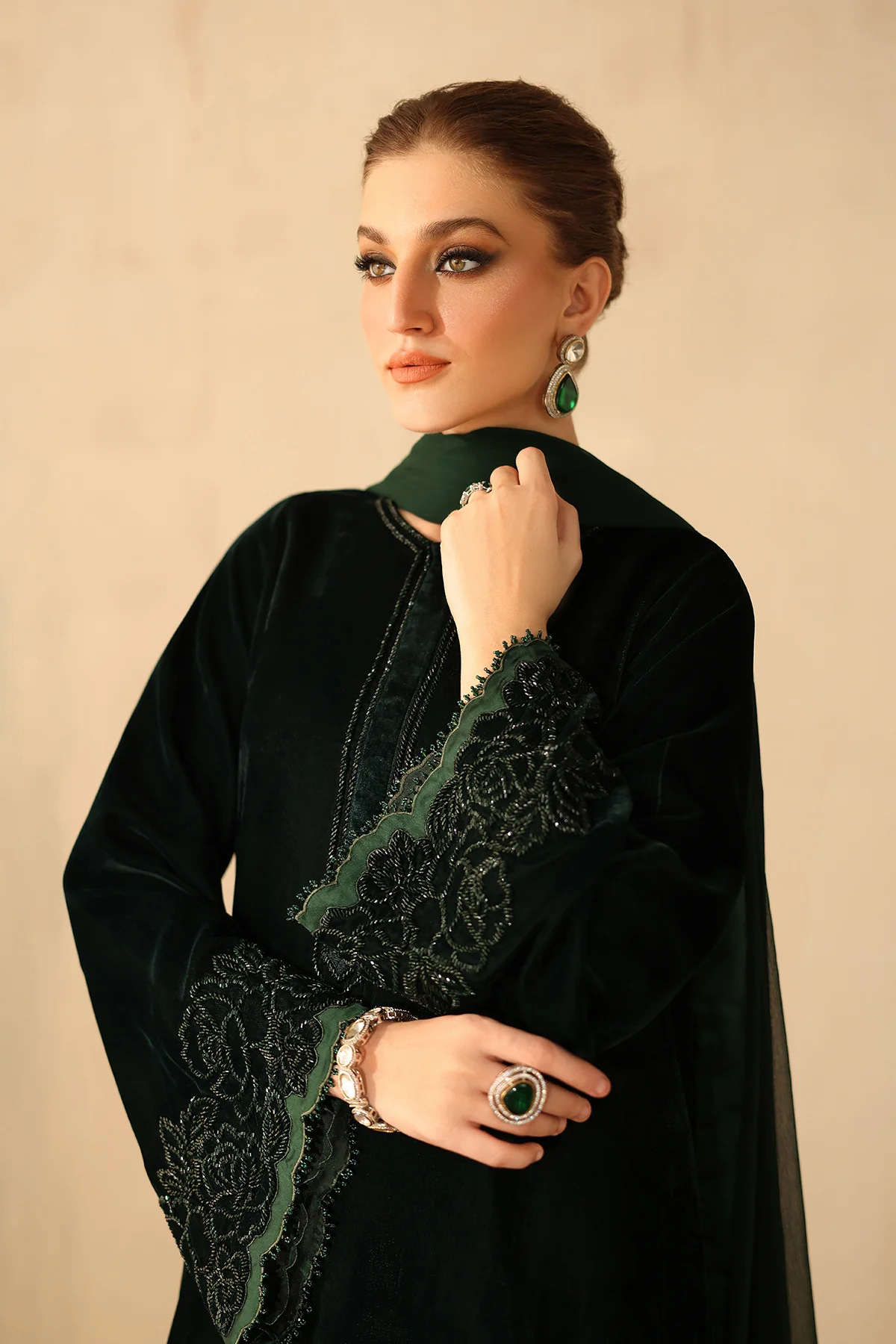 EMBROIDERED VELVET PR-1223 - Image 3