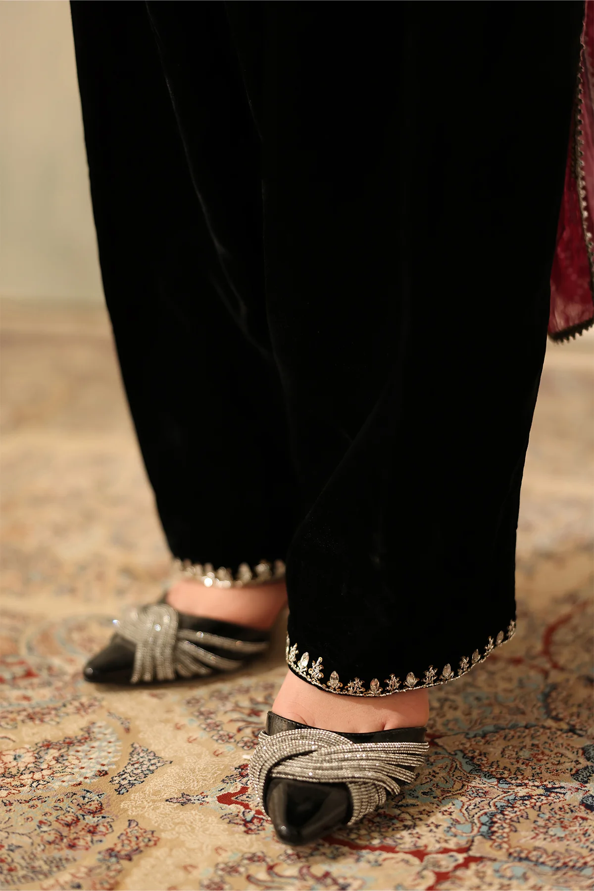 EMBROIDERED VELVET PR-1224 - Image 4