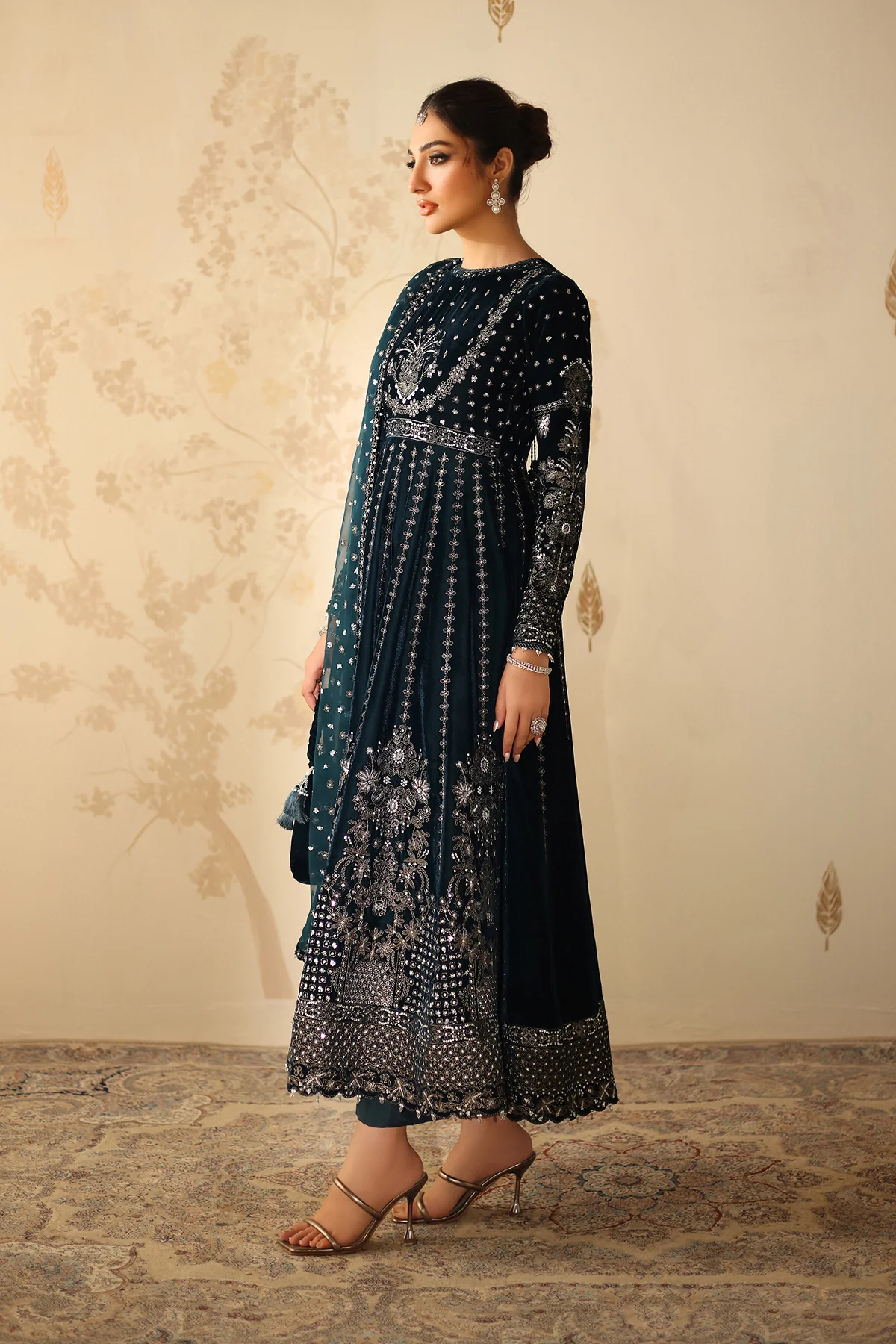 EMBROIDERED VELVET SF-4318 - Image 5