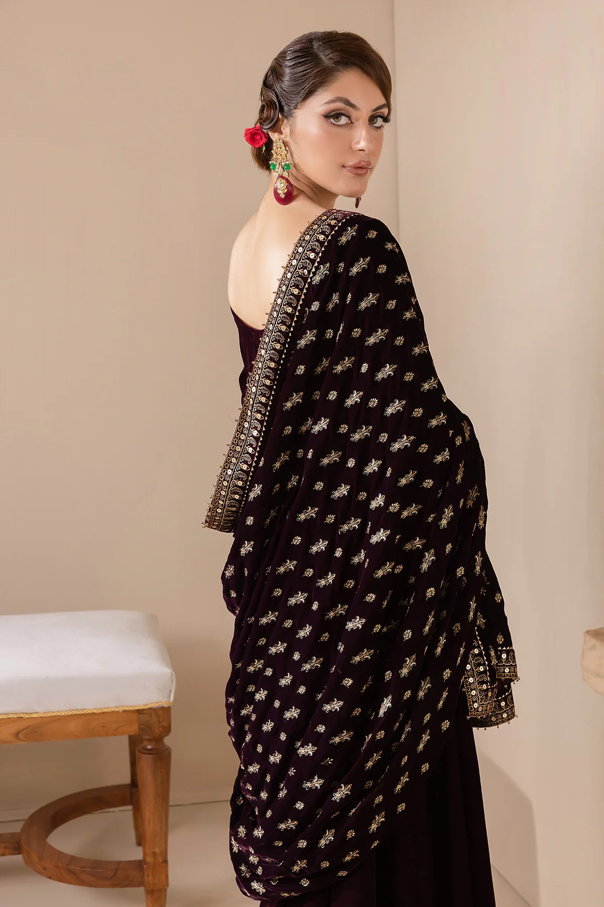 EMBROIDERED VELVET SHAWL VS-42 - Image 3