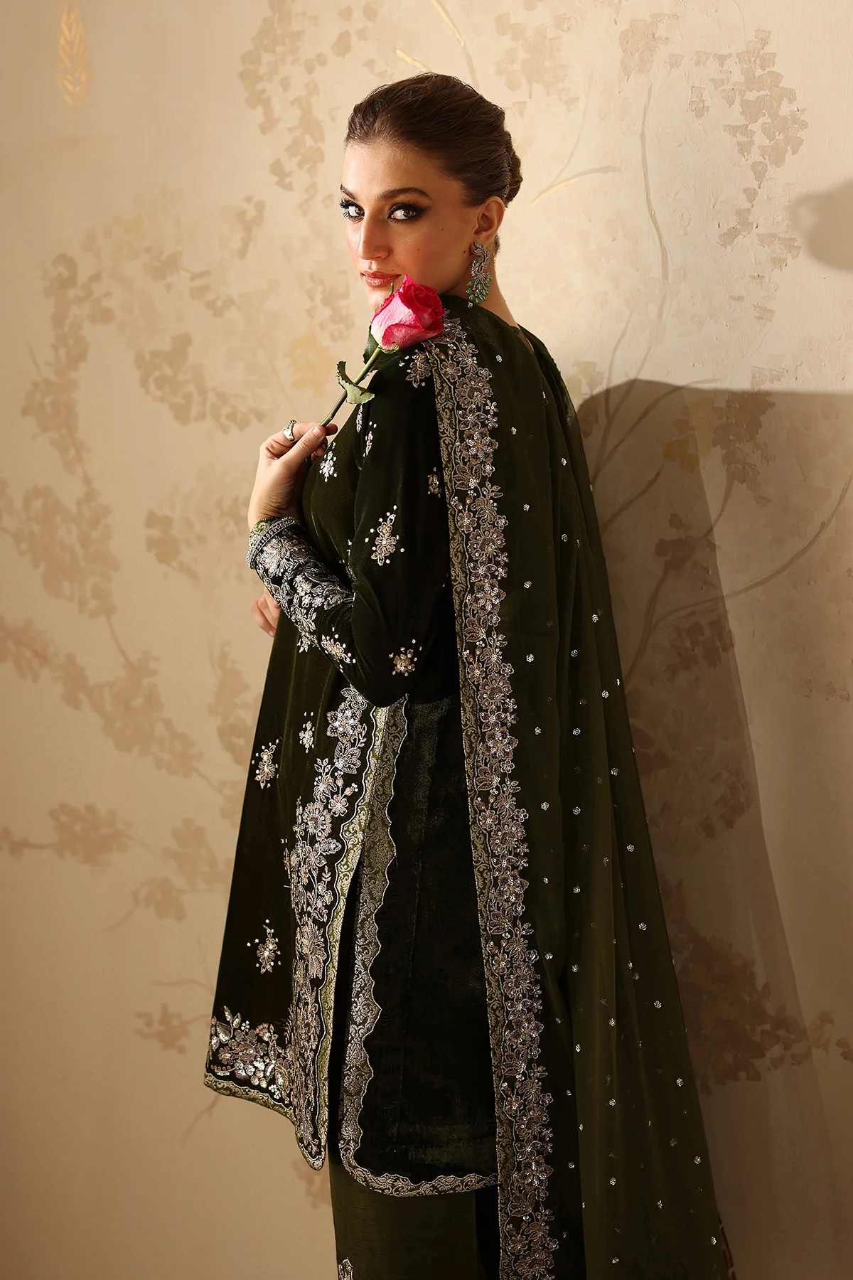 EMBROIDERED VELVET UF-4311 - Image 9