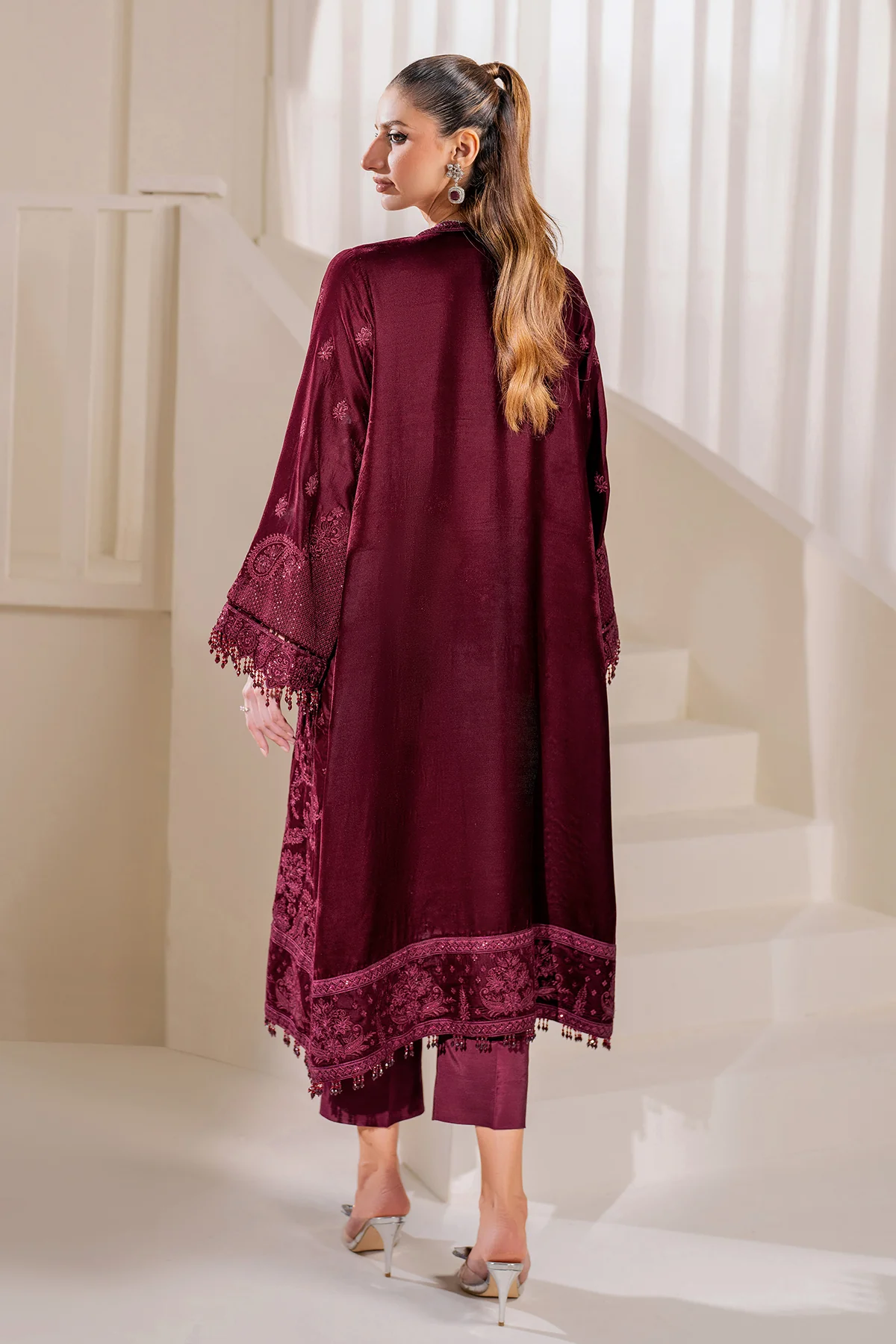 EMBROIDERED VELVET UF-758 - Image 3