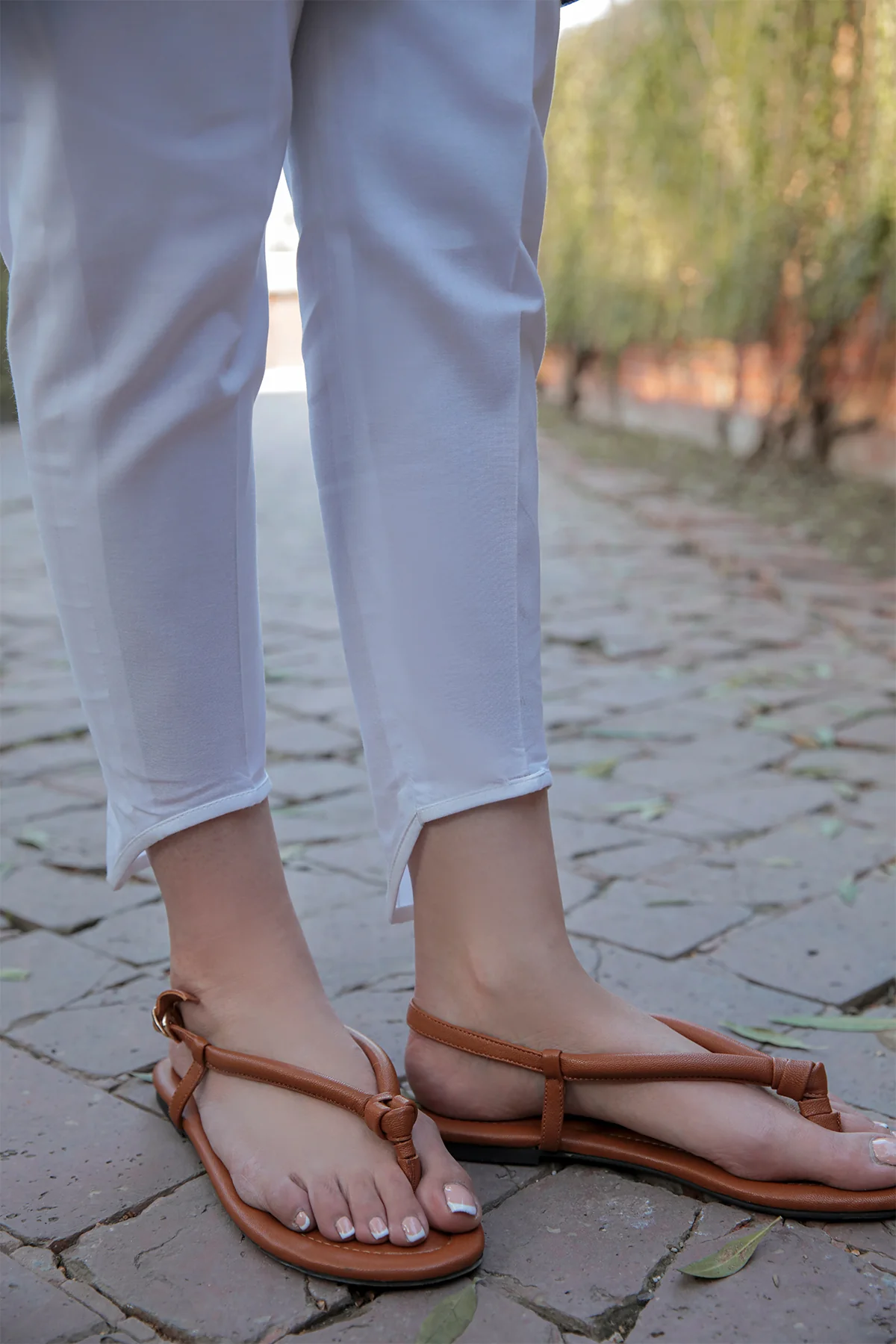 HIGH LOW CAPRI PANTS 243 - Image 3